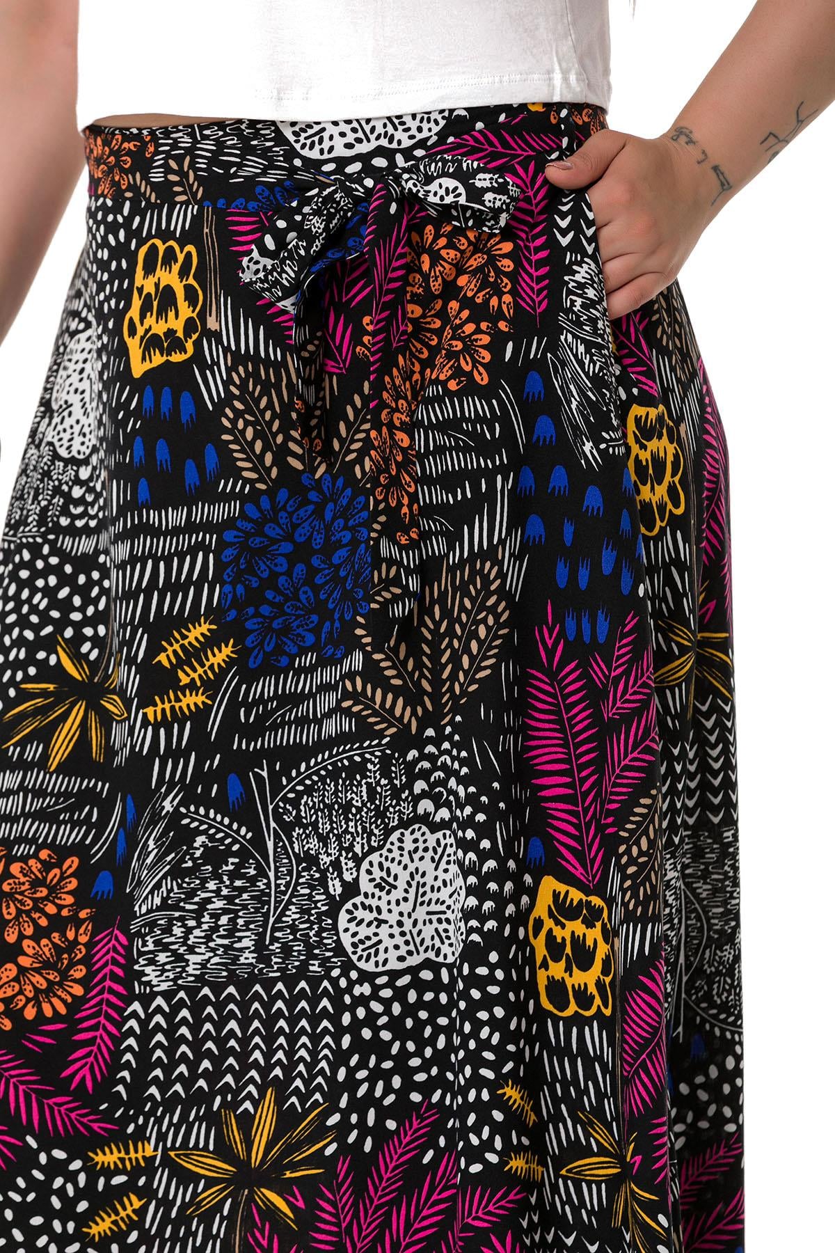 Plus Size Belted Long Black Skirt with Elastic Waist Back Flared Pockets