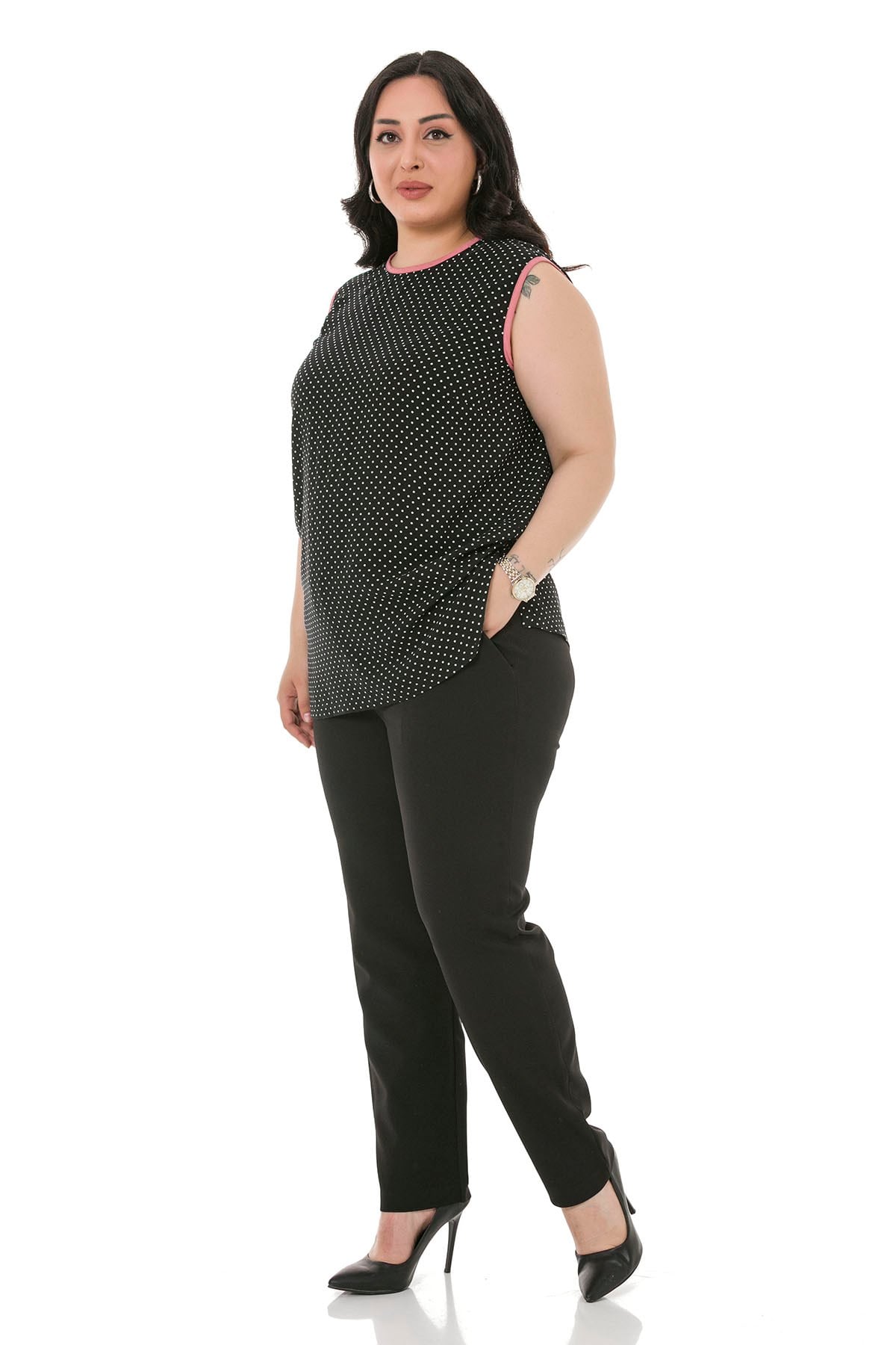 Plus Size Black Trousers with Side and Back Elastic Waist Narrow Leg Pockets