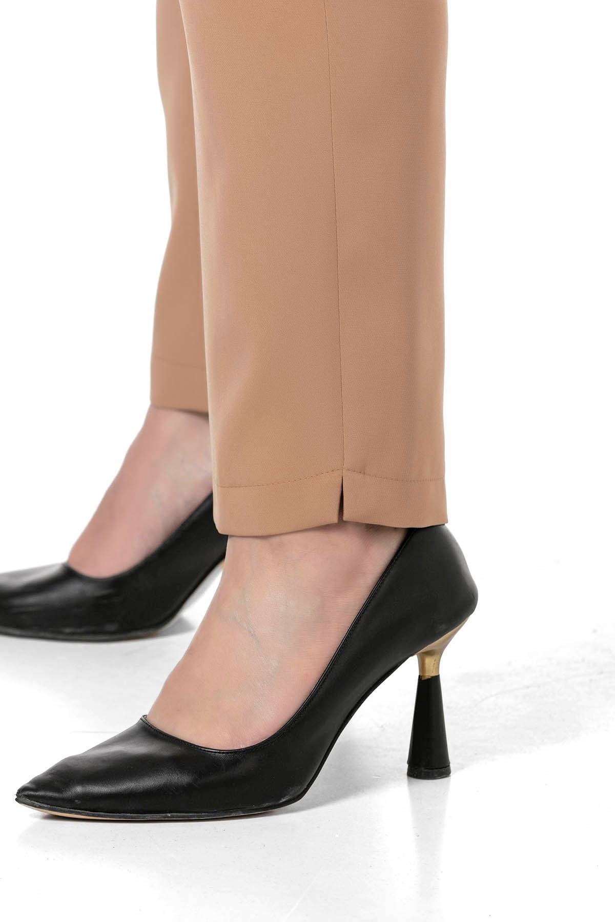 Plus Size BeigeTrousers with Elastic Waist Sides Zippered Leg Slits