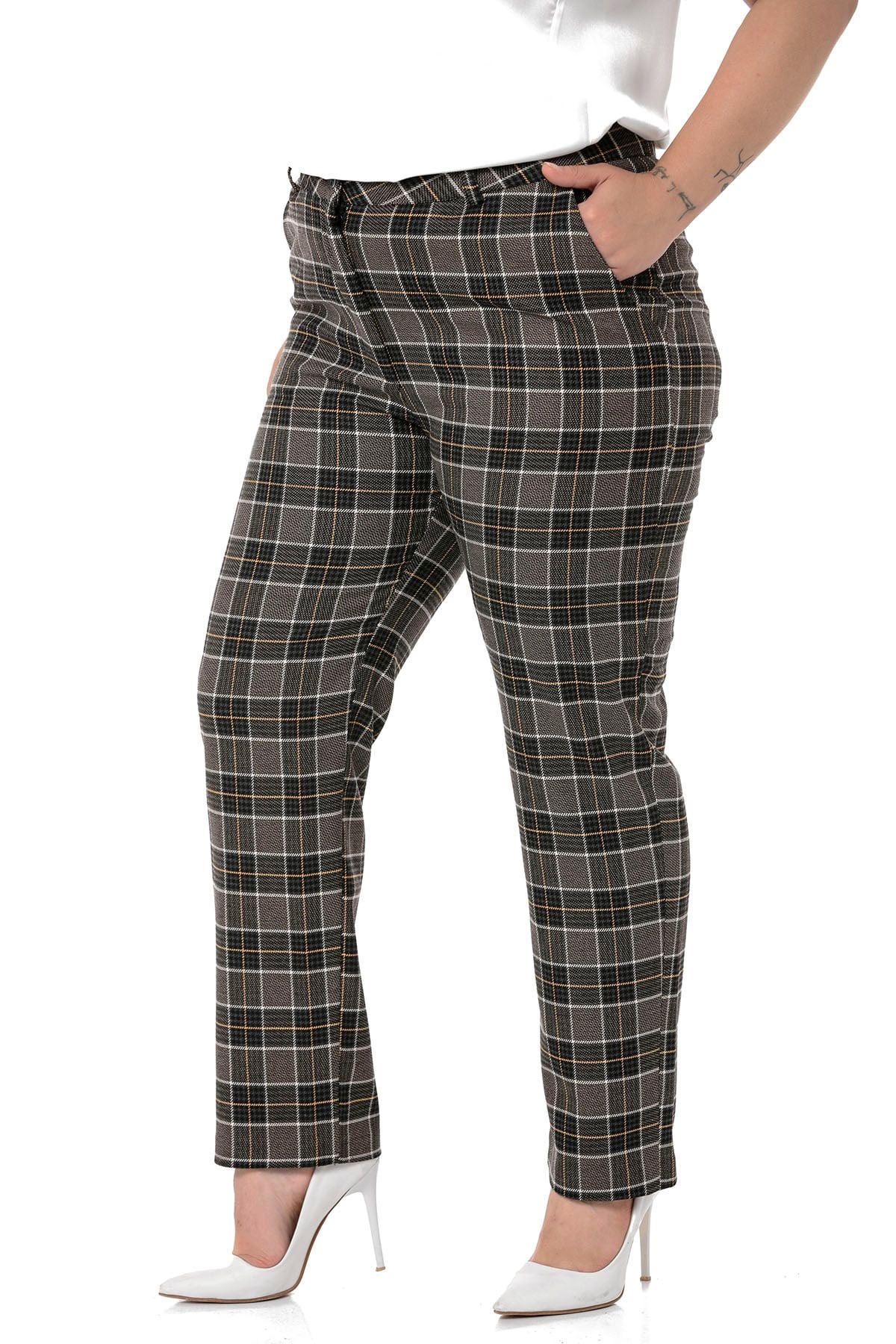 Plus Size Slim Leg Pocket Black Mustard Plaid Trousers