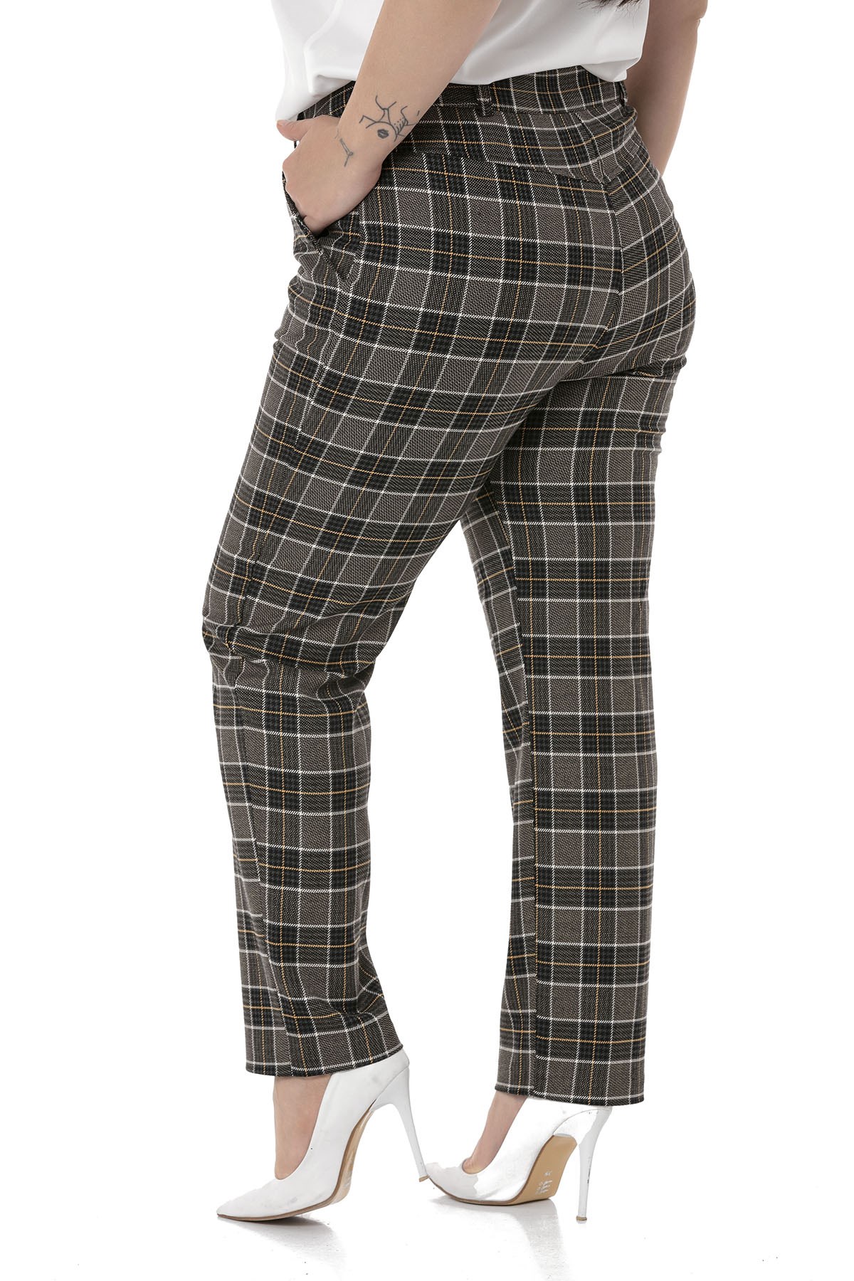 Plus Size Slim Leg Pocket Black Mustard Plaid Trousers