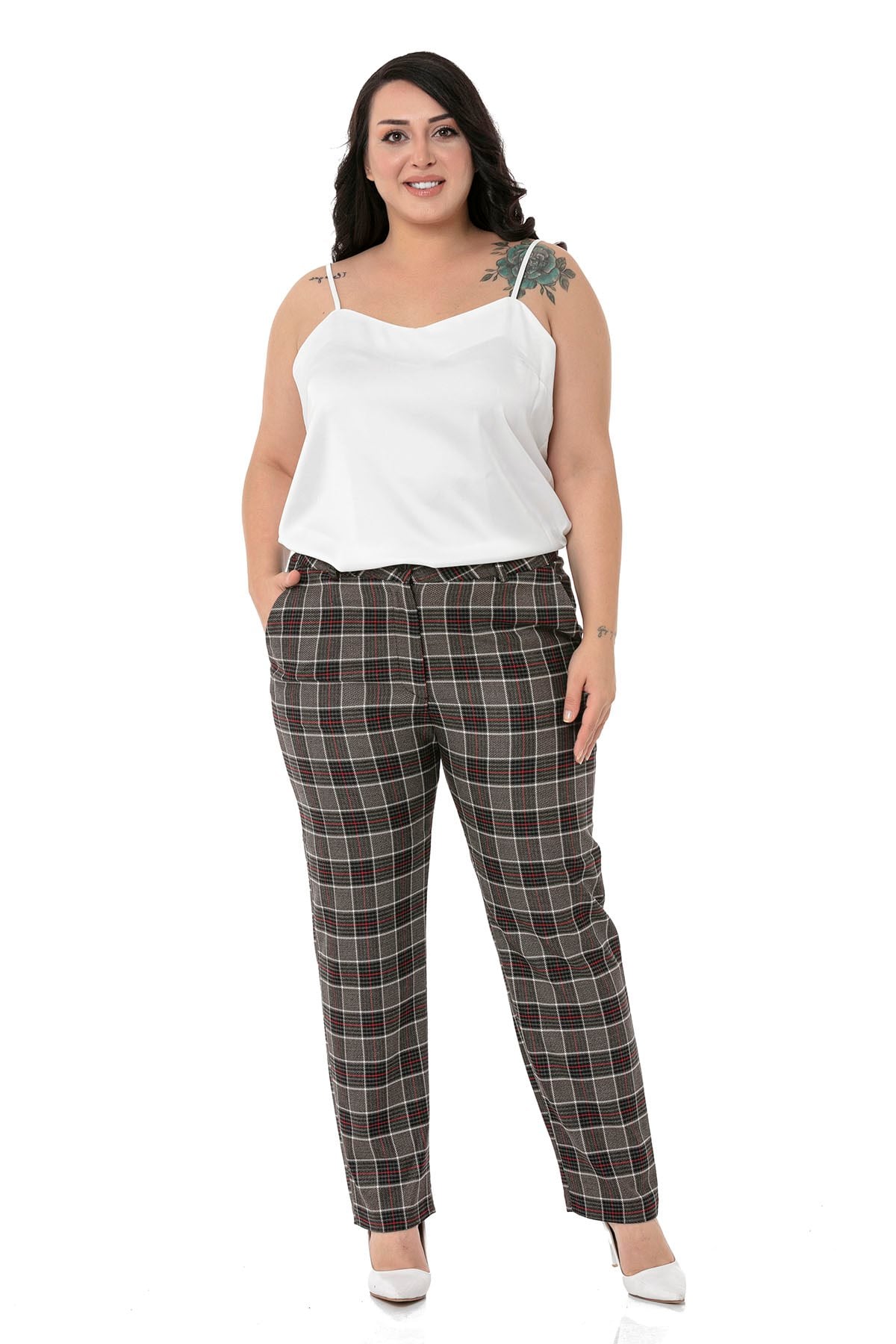 Plus Size Slim Leg Pocket Black Red Plaid Trousers
