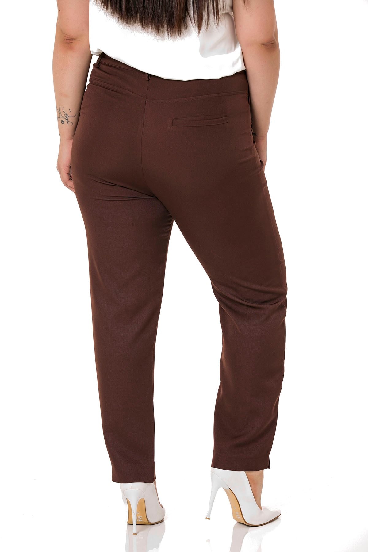 Plus Size Skinny Leg Ribbed Stitched Brown Trousers with Slits and Zippers
