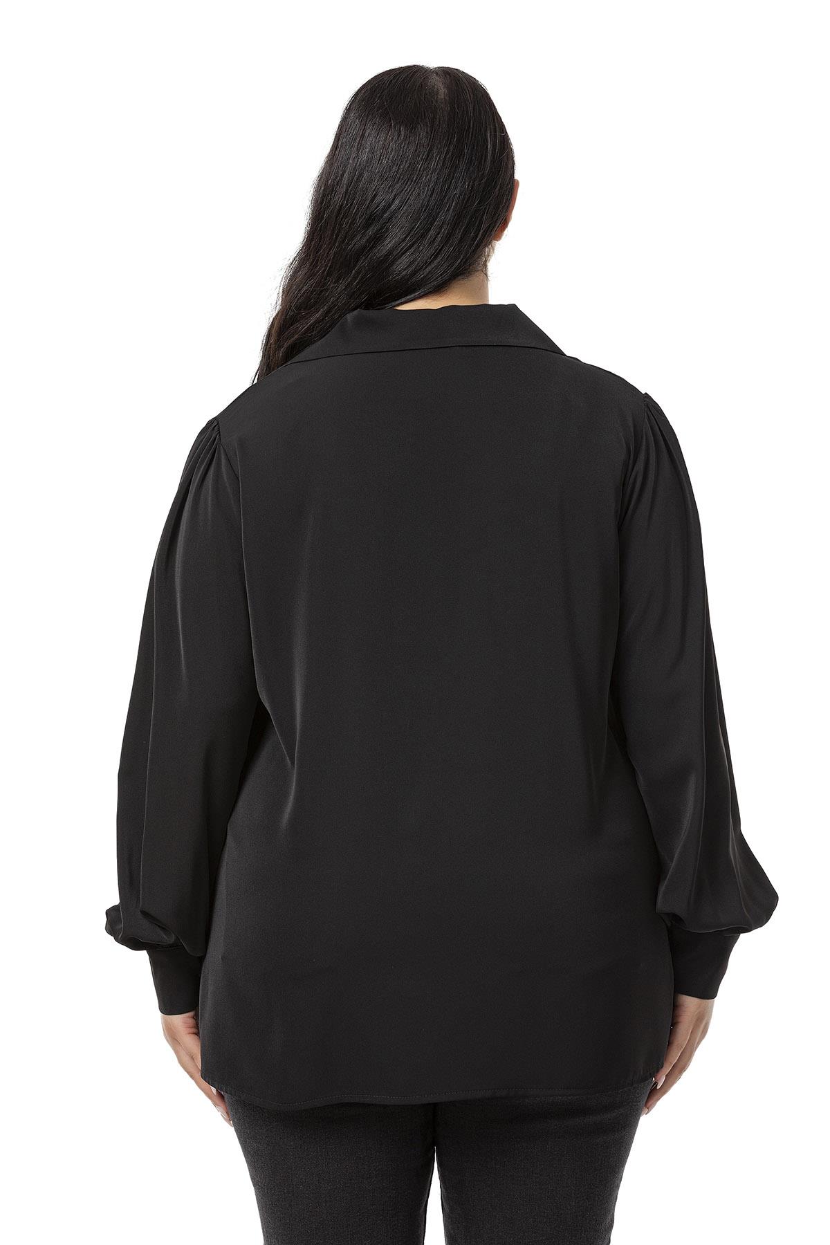 Plus Size Shirt Collar Cuffed Side Slit Black Blouse