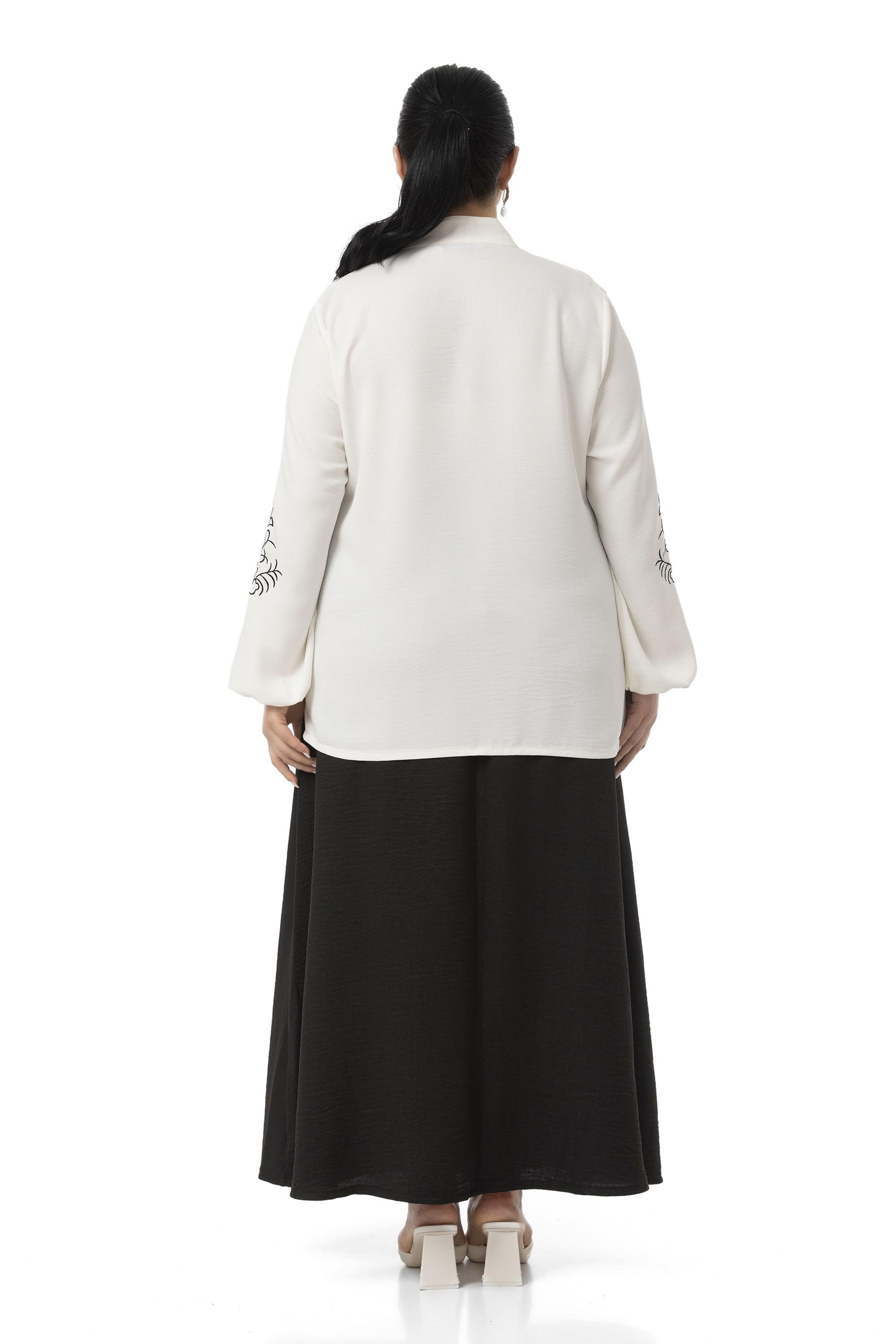 Büyük Beden Nakış Detaylı Bluz Etek Siyah İkili Takım