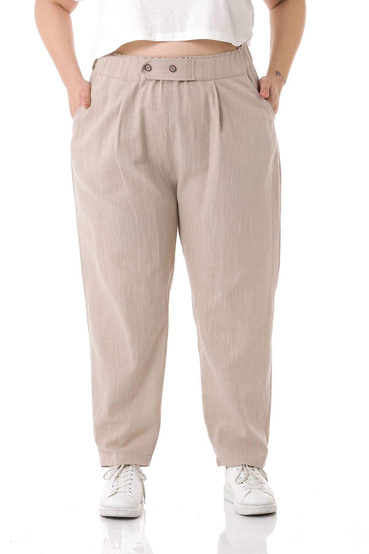 Plus Size Front Pleated Pocketed Linen Beige Trousers