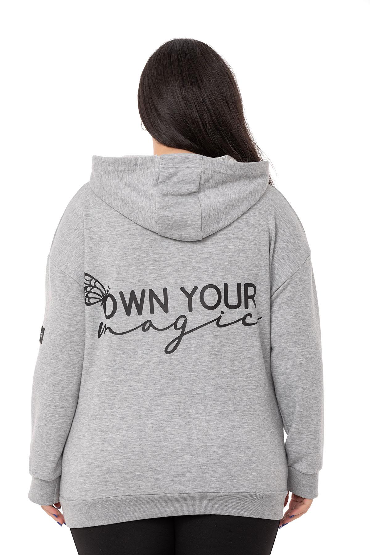 Plus Size Gray Melange Sweatshirt with Hooded Kangaroo Pocket and Text Detail on the Back