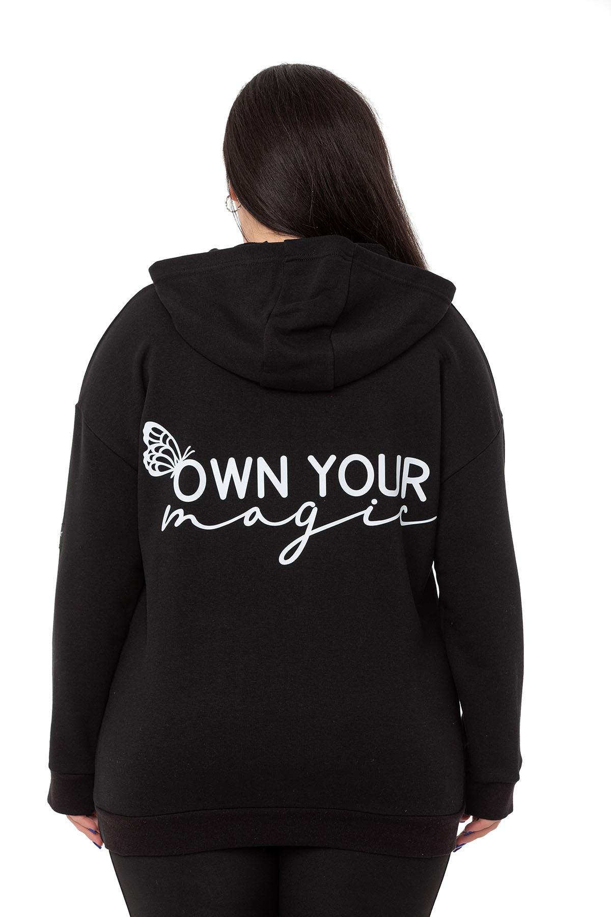 Plus Size Black Three Thread Sweatshirt with Hooded Kangaroo Pocket and Text Detail on the Back