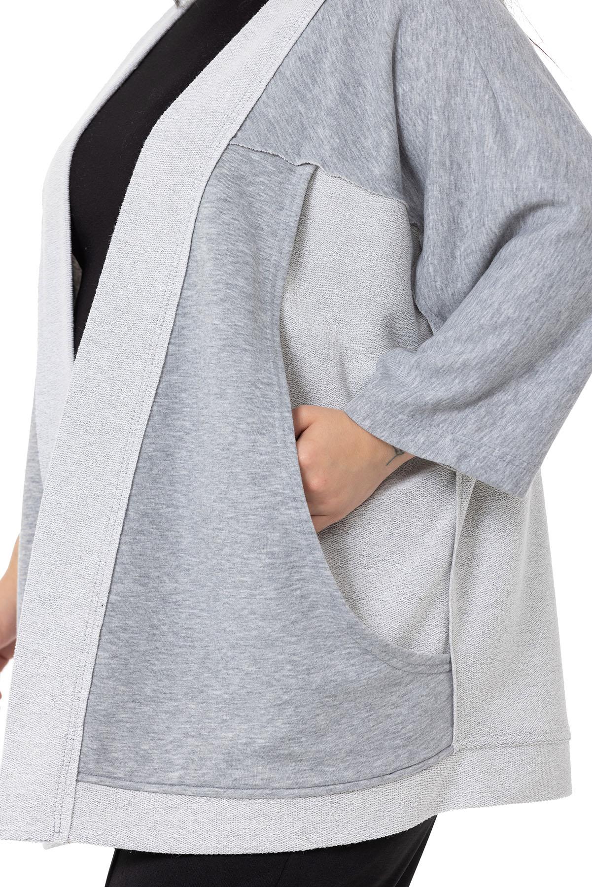 Büyük Beden Truvakar Kollu Oversize Cepli Üç İplik Gri Melanj Hırka