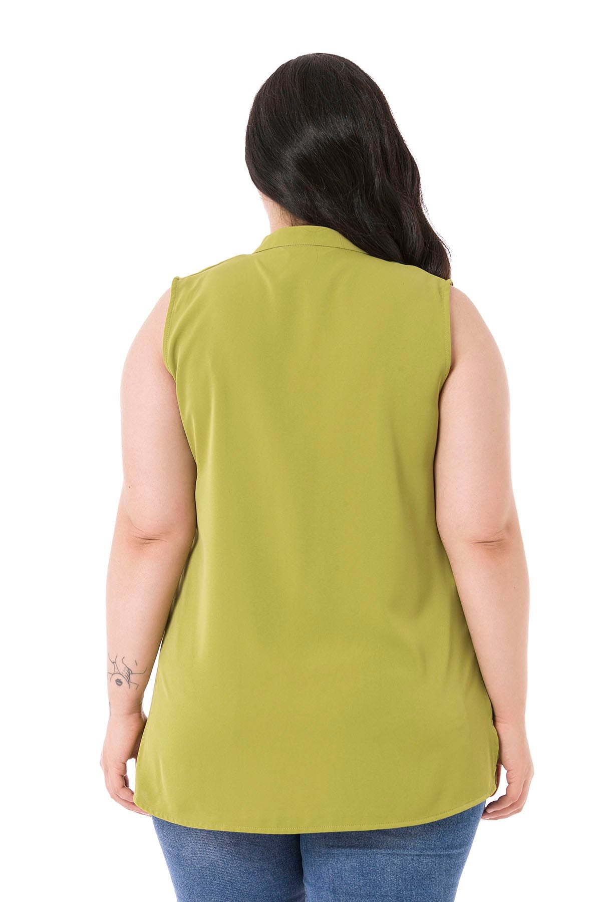 Plus Size Sleeveless Green Blouse with Tie-Down Collar High Collar and Side Slits