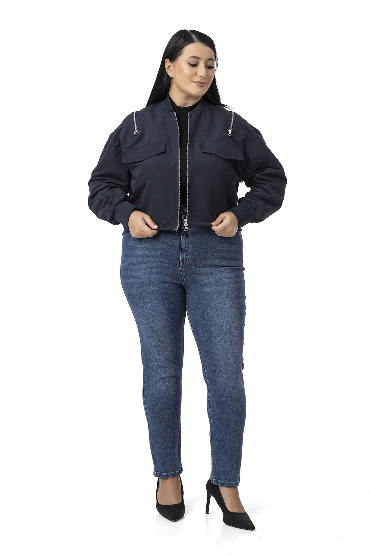 Büyük Beden Yakası ve Kol Ağzı Ribanalı Fermuar Detaylı Lacivert Bomber Ceket