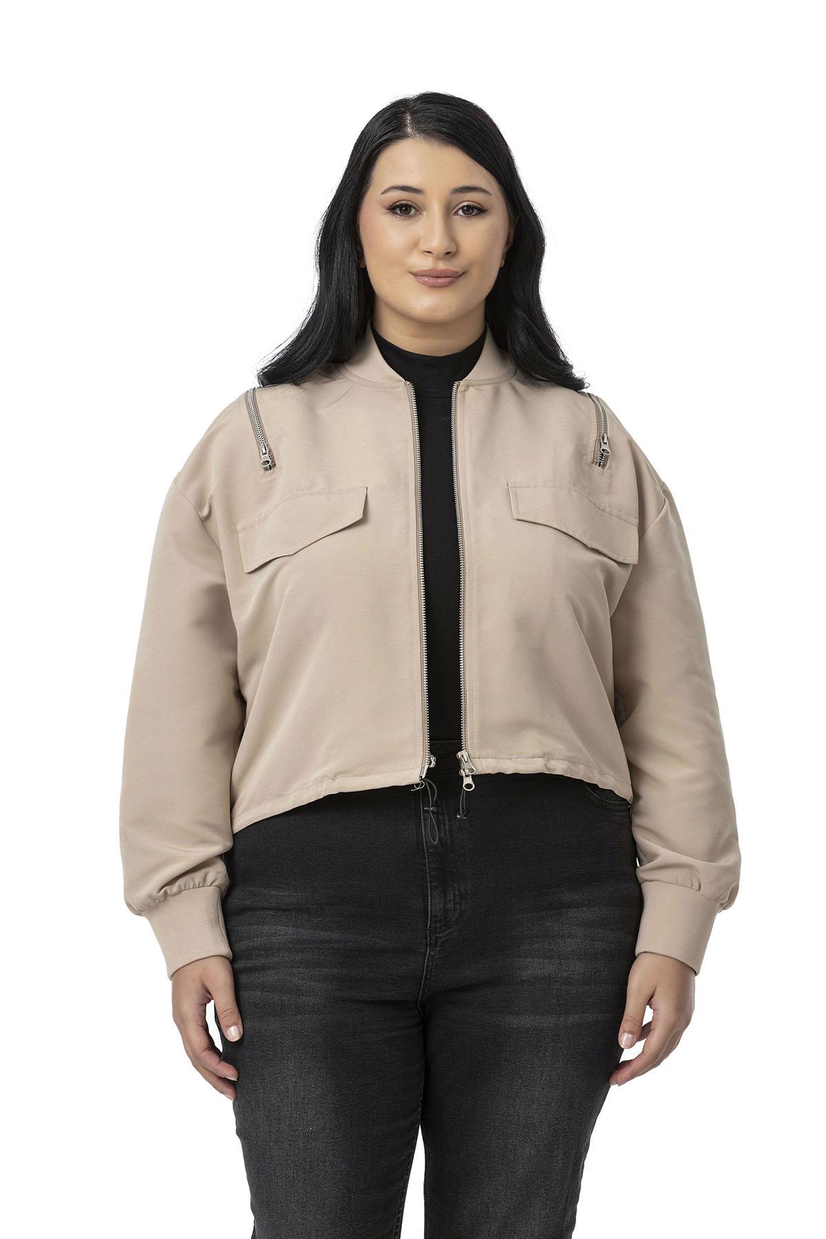 Büyük Beden Yakası ve Kol Ağzı Ribanalı Fermuar Detaylı Bej Rengi Bomber Ceket