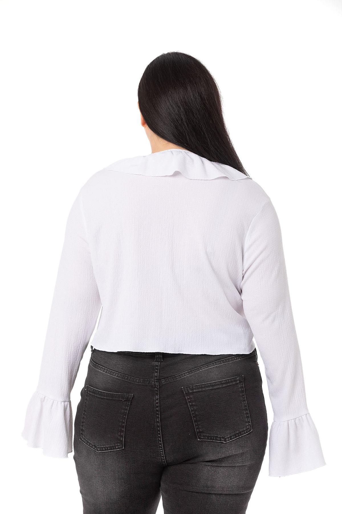 Büyük Beden Yakası ve Kolu Fırfır Detaylı Bağlamalı Beyaz Bolero