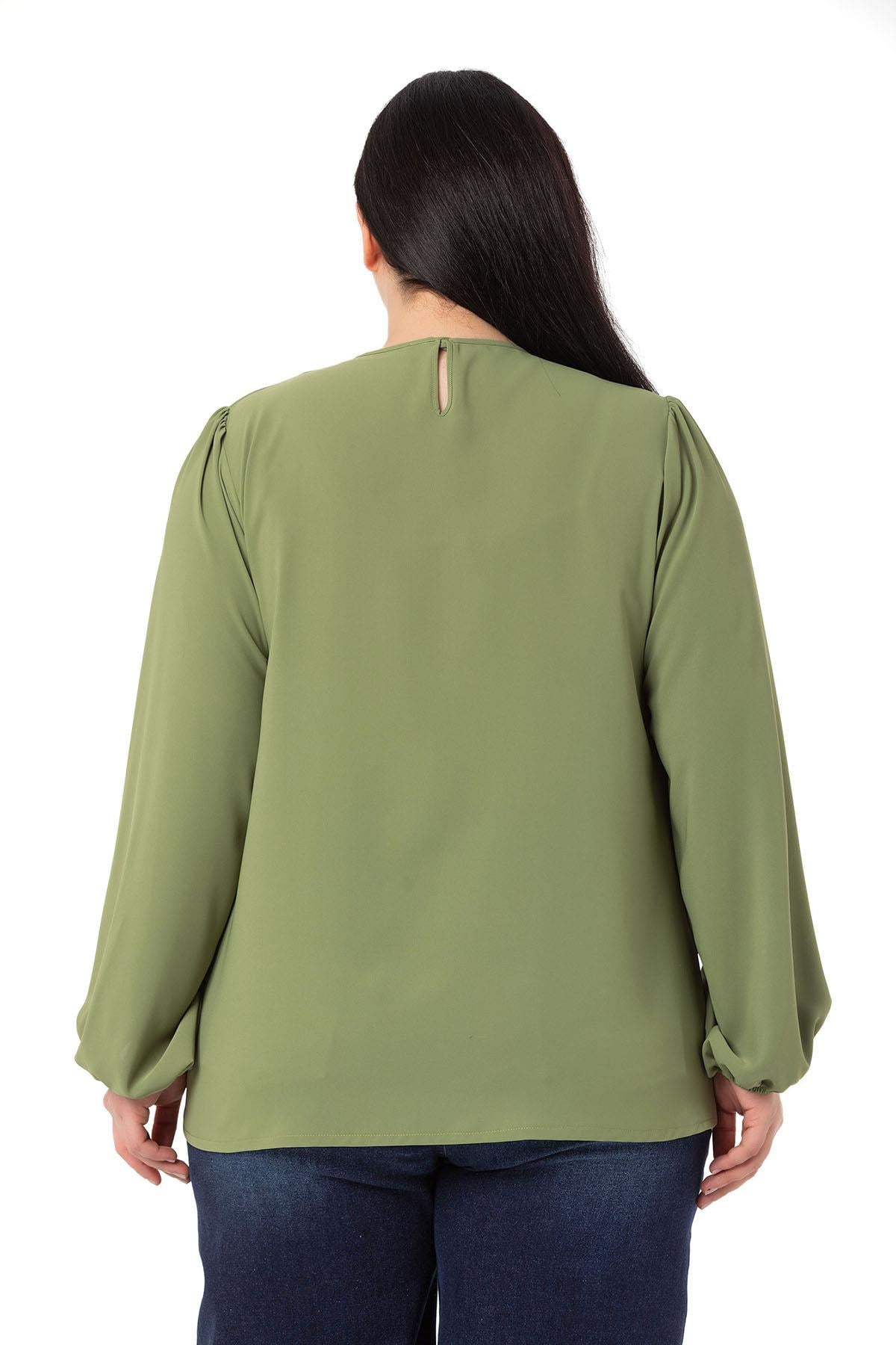 Plus Size Pistachio Blouse with Elastic Cuff and Chain Detailed Collar