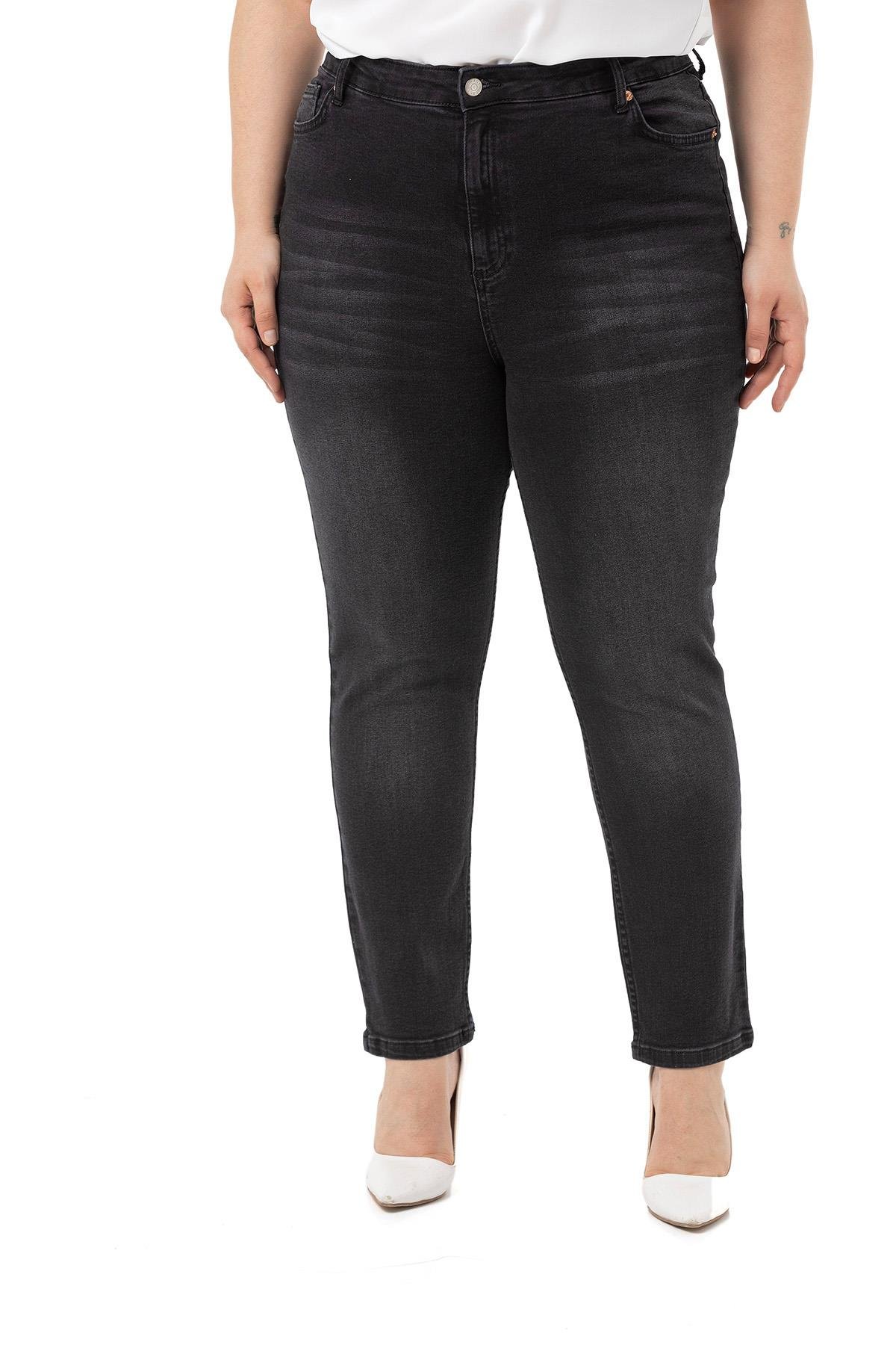 Plus Size High Waist Slim Leg Black Trousers