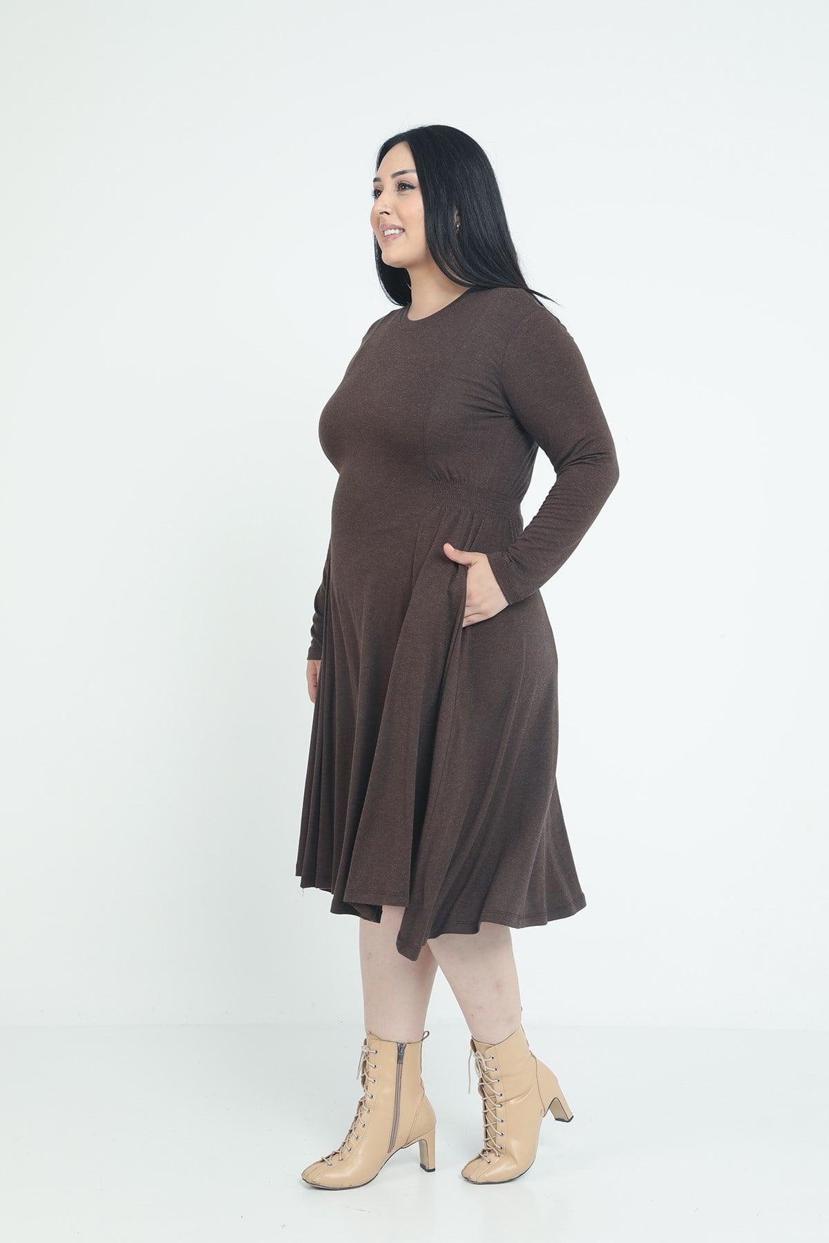 Plus Size Round Neck Pocket Gathered Side Waist Wool Viscose Midi Brown Dress