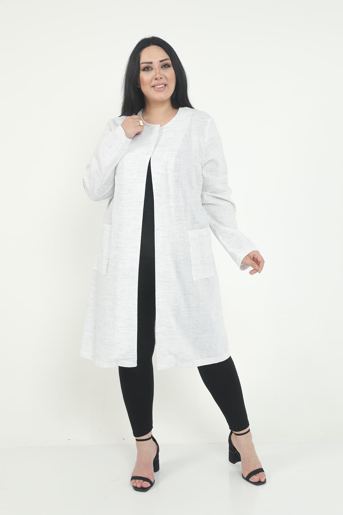 Round Neck Unlined White Jacket with Pockets