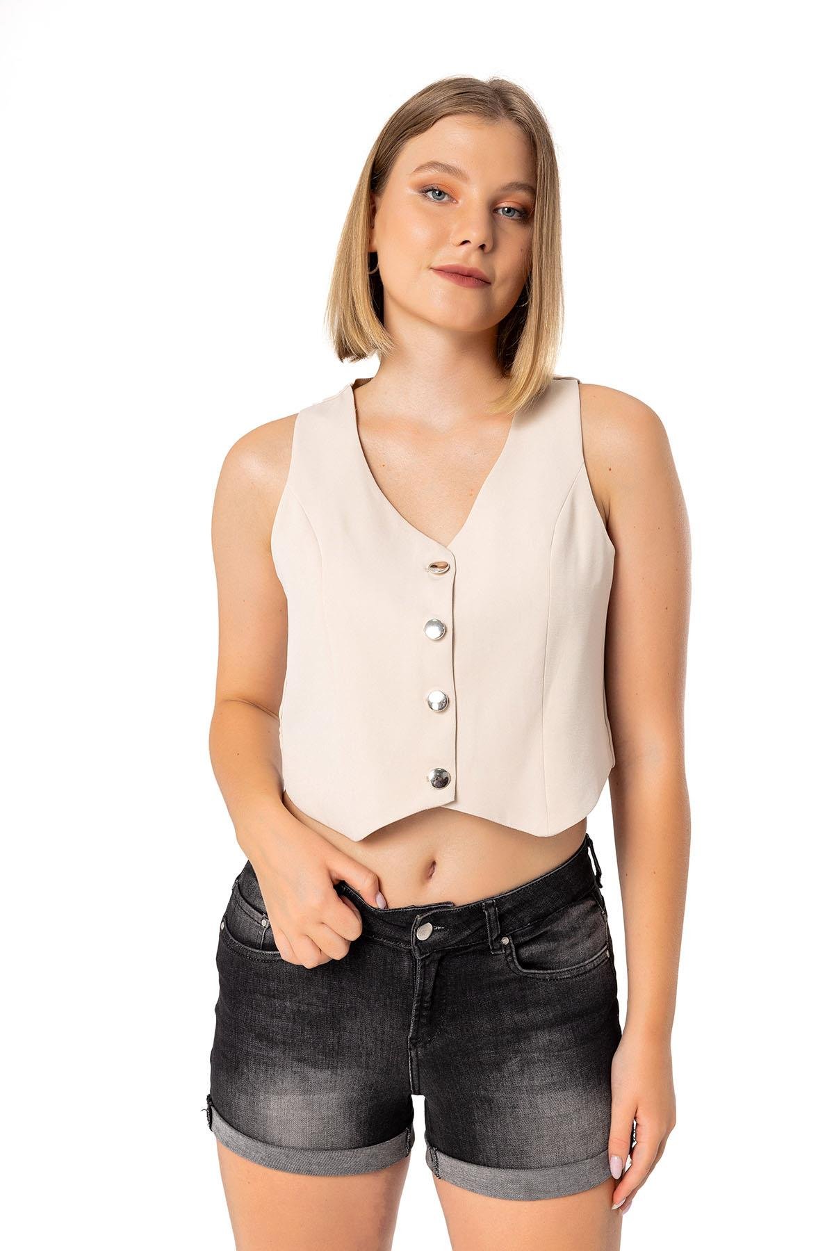 Düğmeli V Yaka Astarlı Kısa Bej Rengi Kadın Yelek