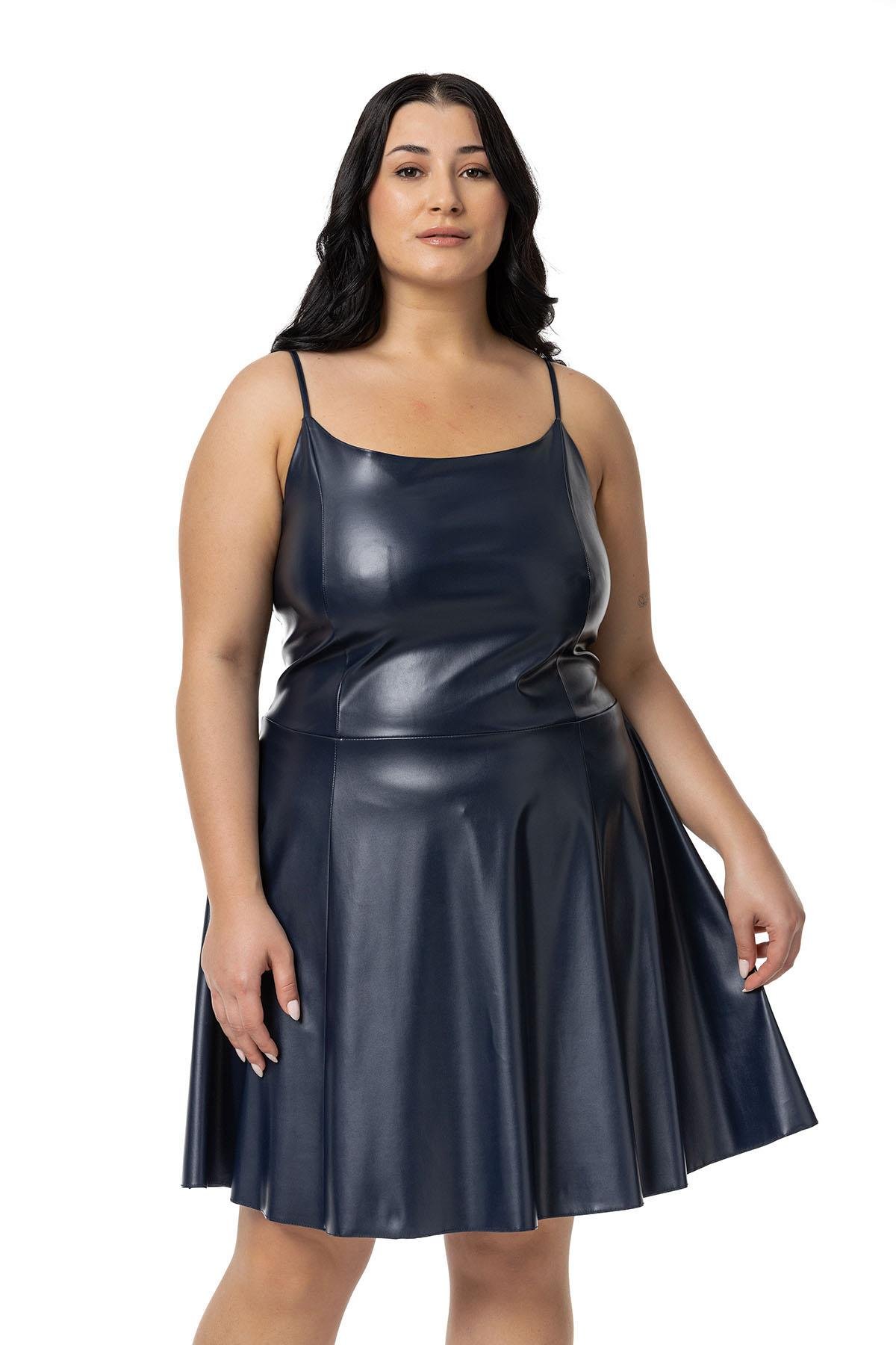 Büyük Beden Ayarlanabilir İnce Askılı Sırtı Lastikli Deri Mini Lacivert Elbise