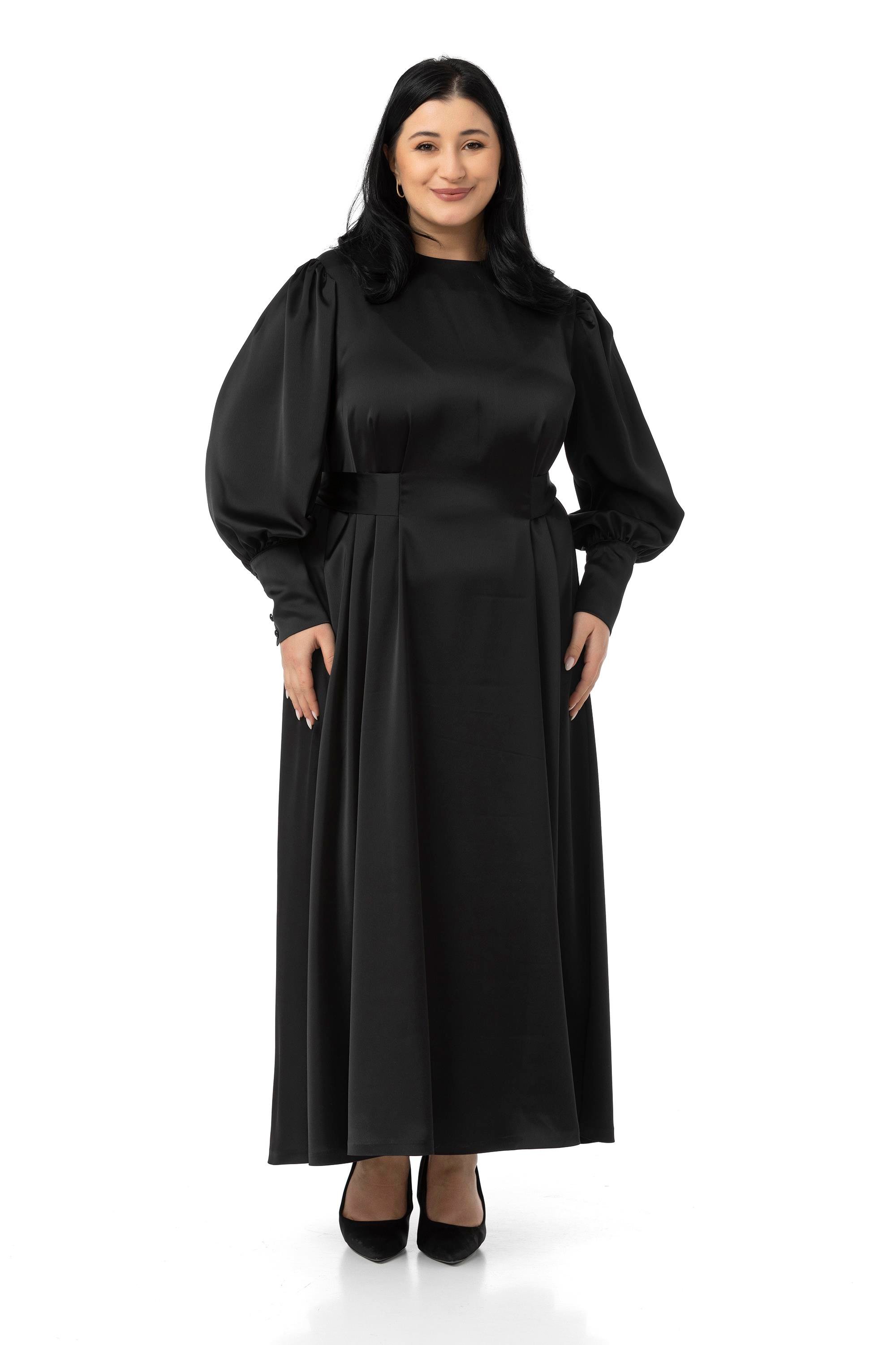 Büyük Beden Büzgülü Kollu Kuşak Detaylı Uzun Saten Siyah Elbise