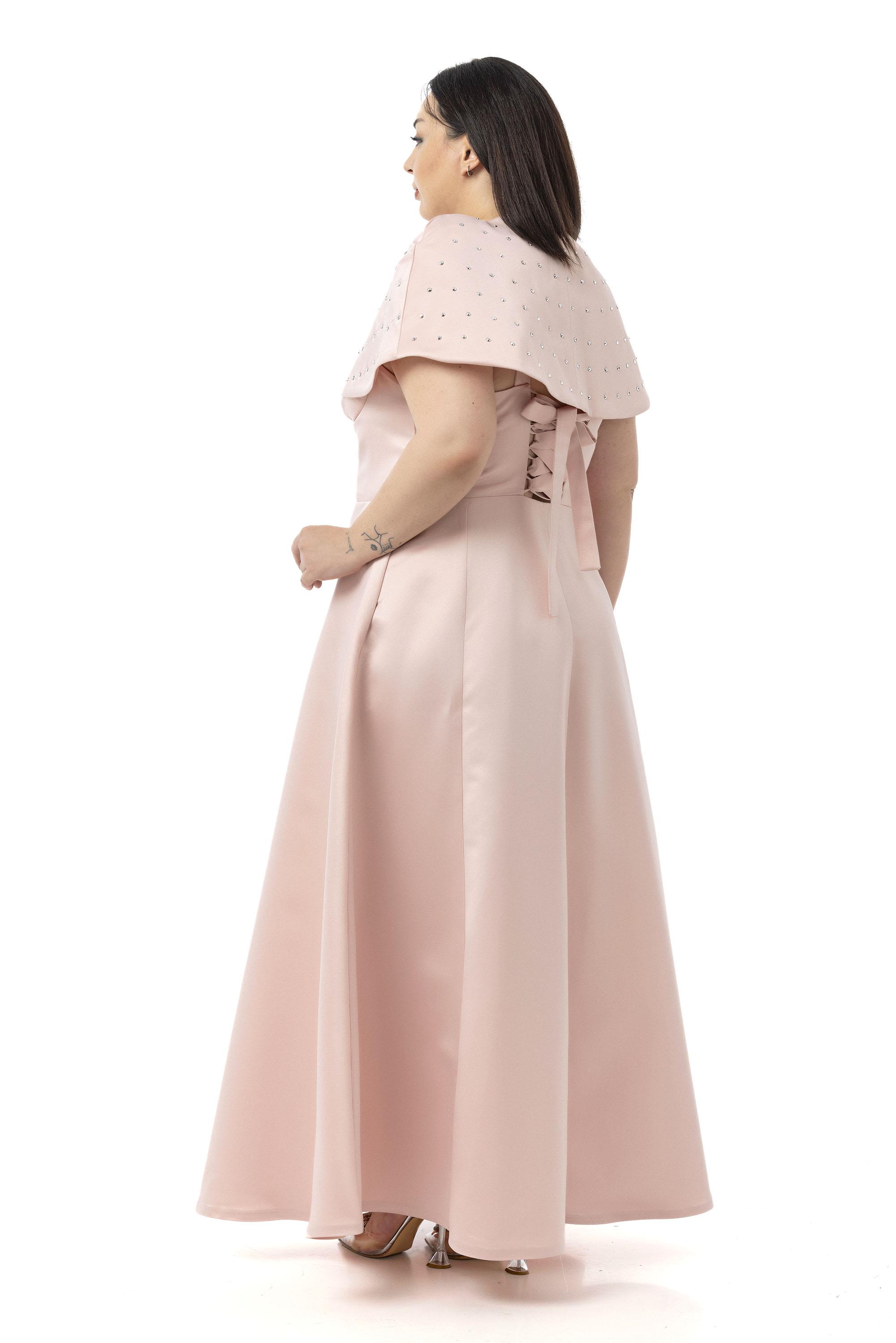 Büyük Beden Sırt Dekolteli Kısa Pelerinli Abiye Pudra Elbise