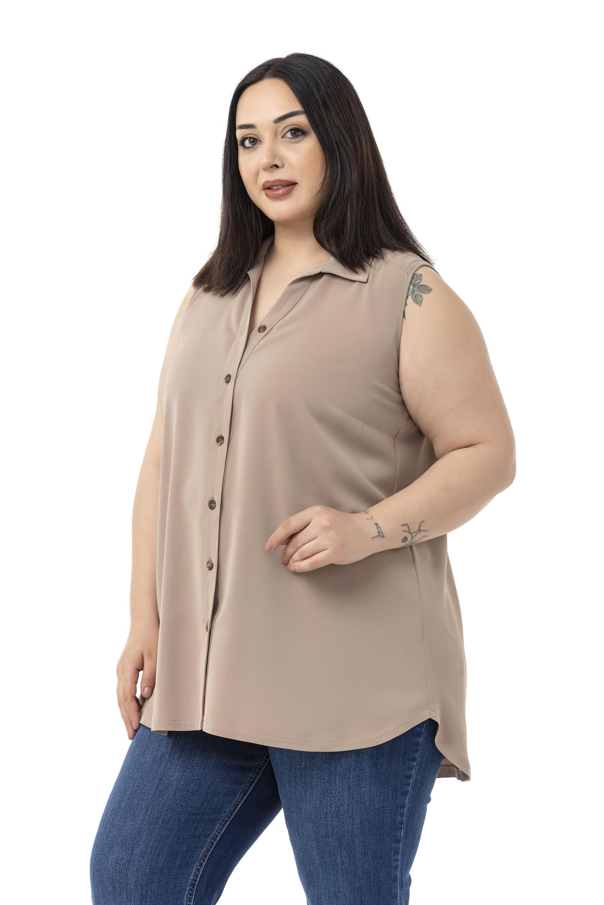 Büyük Beden Sırtta Plikaşe Detaylı Kolsuz Vizon Gömlek