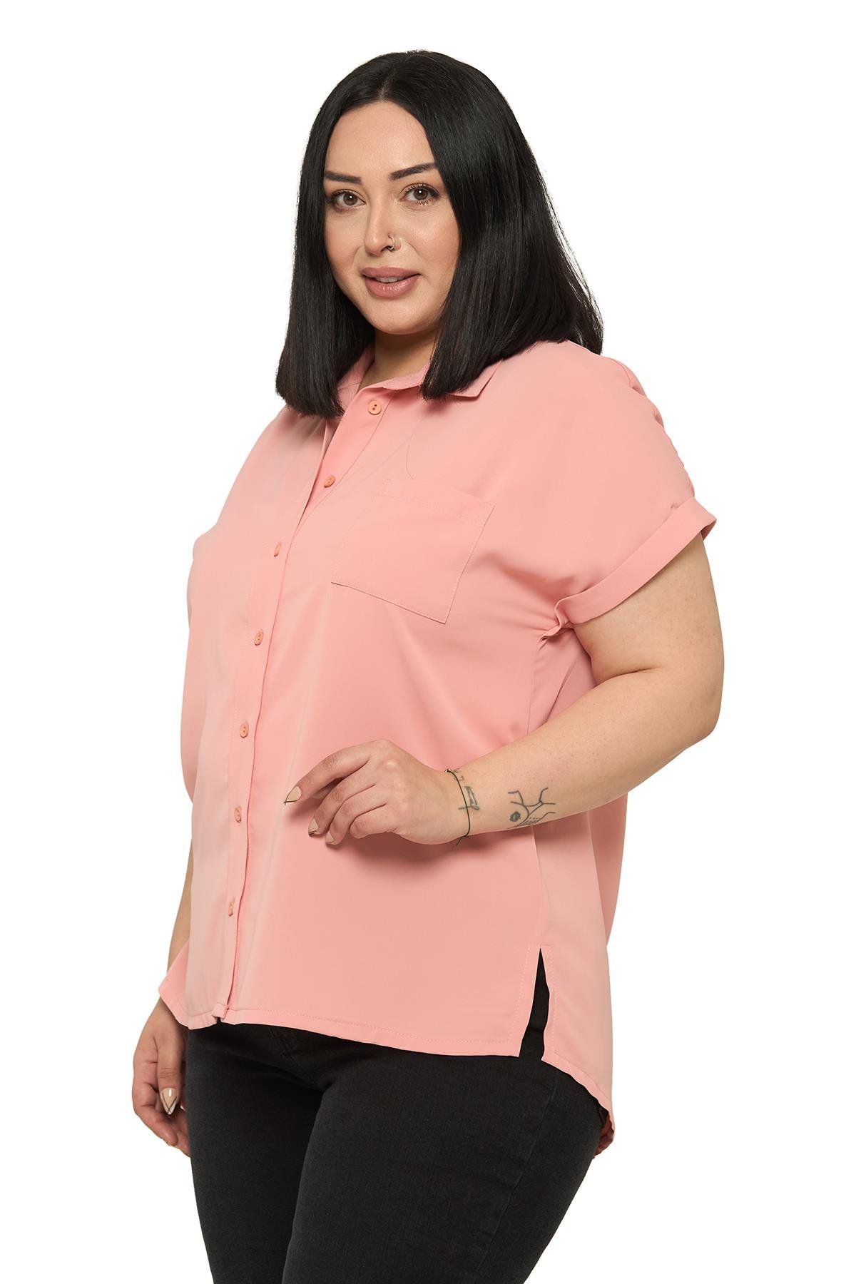 Büyük Beden Tek Cepli Kısa Duble Kollu Pudra Gömlek