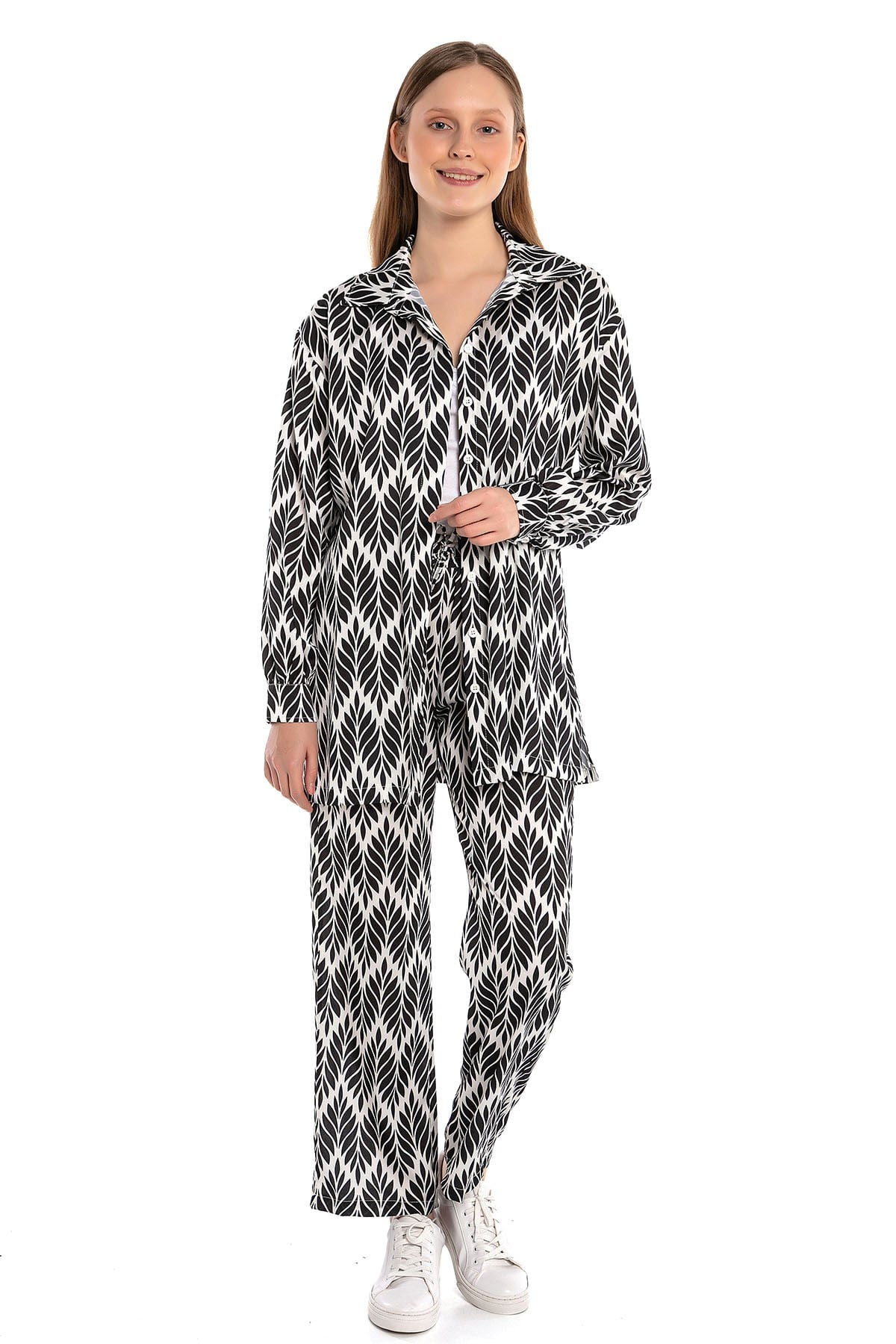 Womens Leaf Patterned Shirt and Trousers Black Suit