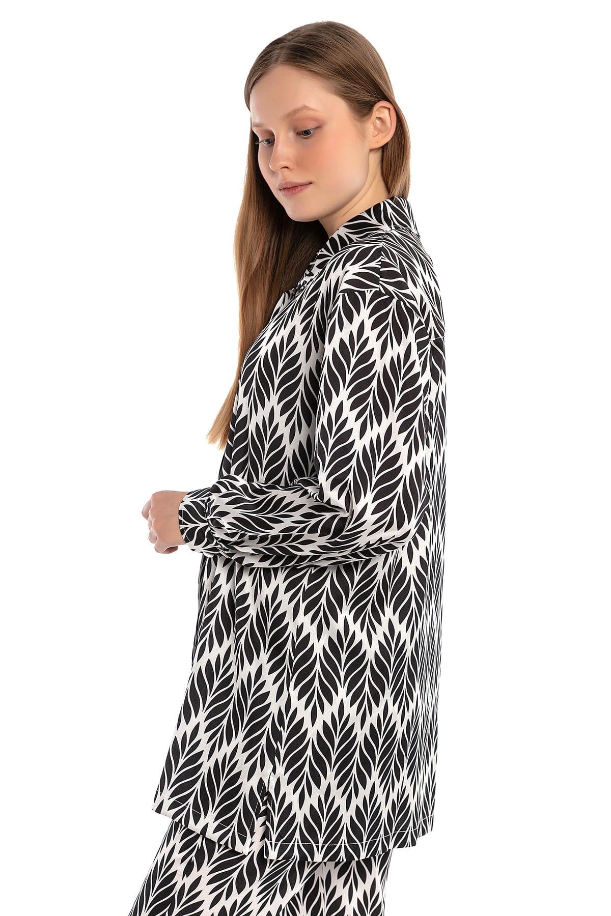 Womens Leaf Patterned Shirt and Trousers Black Suit