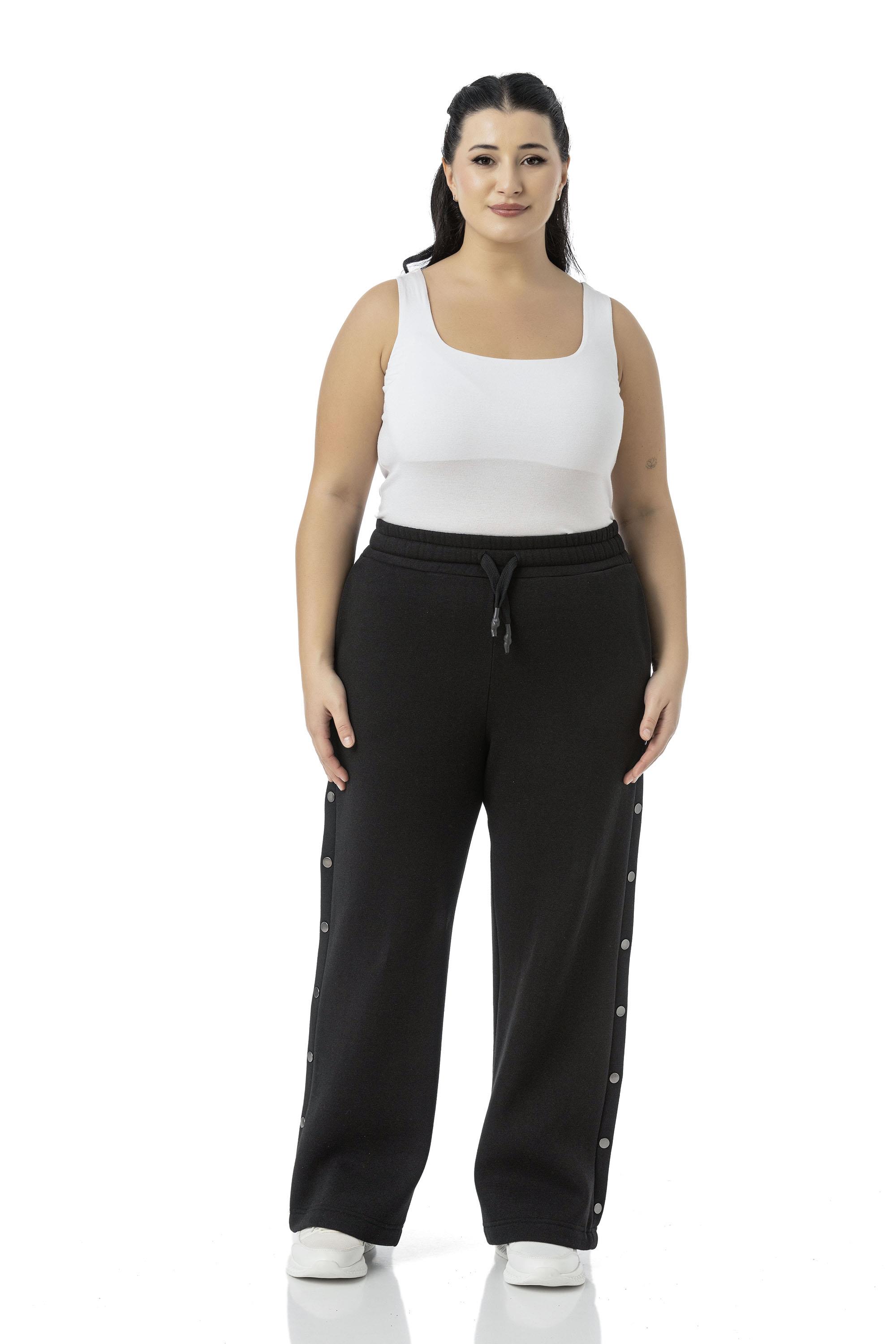 Büyük Beden Beli Lastikli ve İp Büzgülü Yanlarda Süs Çıtçıt Detaylı Siyah Eşofman Pantolon