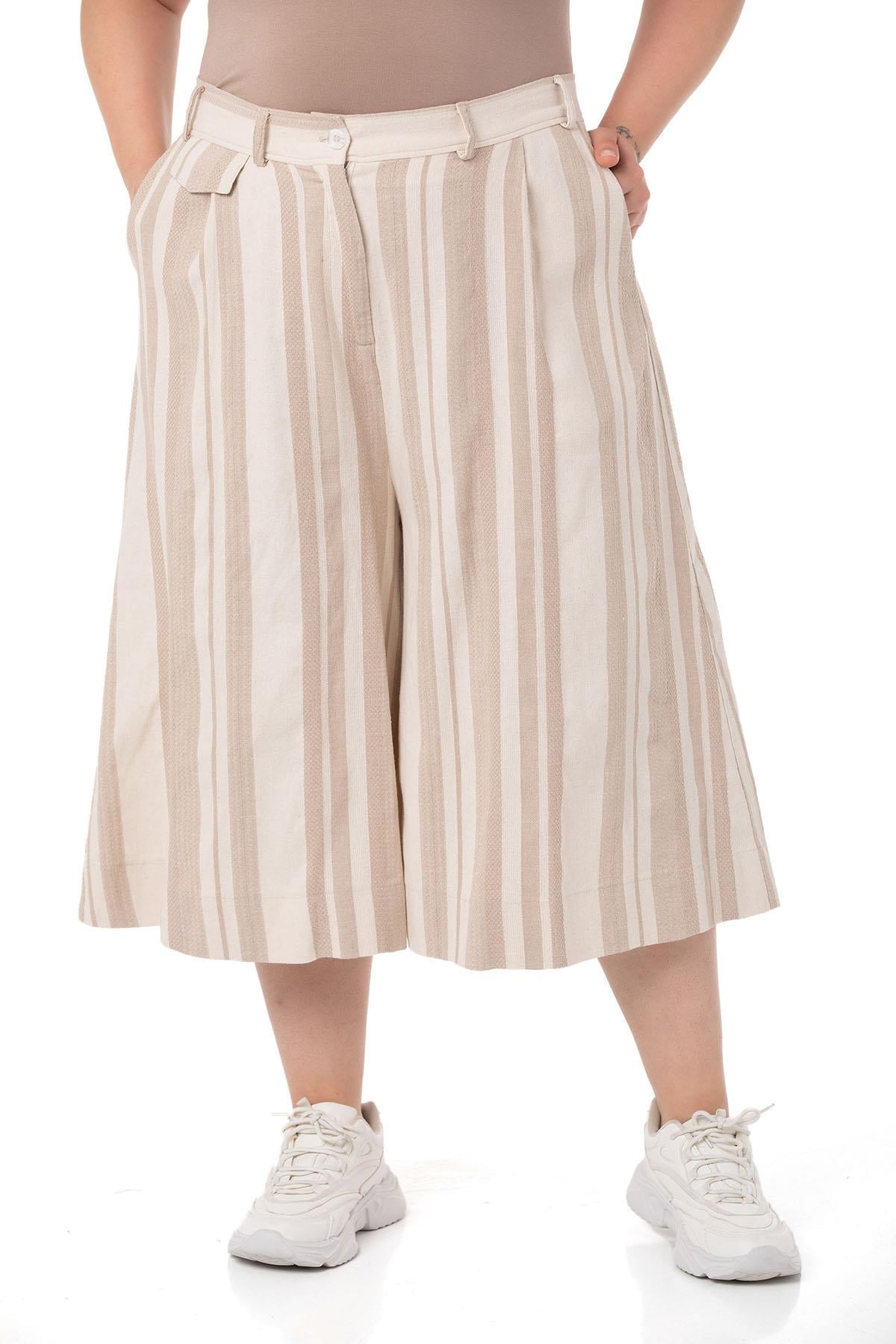 Plus Size Wide Leg Pocket Bermuda BeigeTrousers
