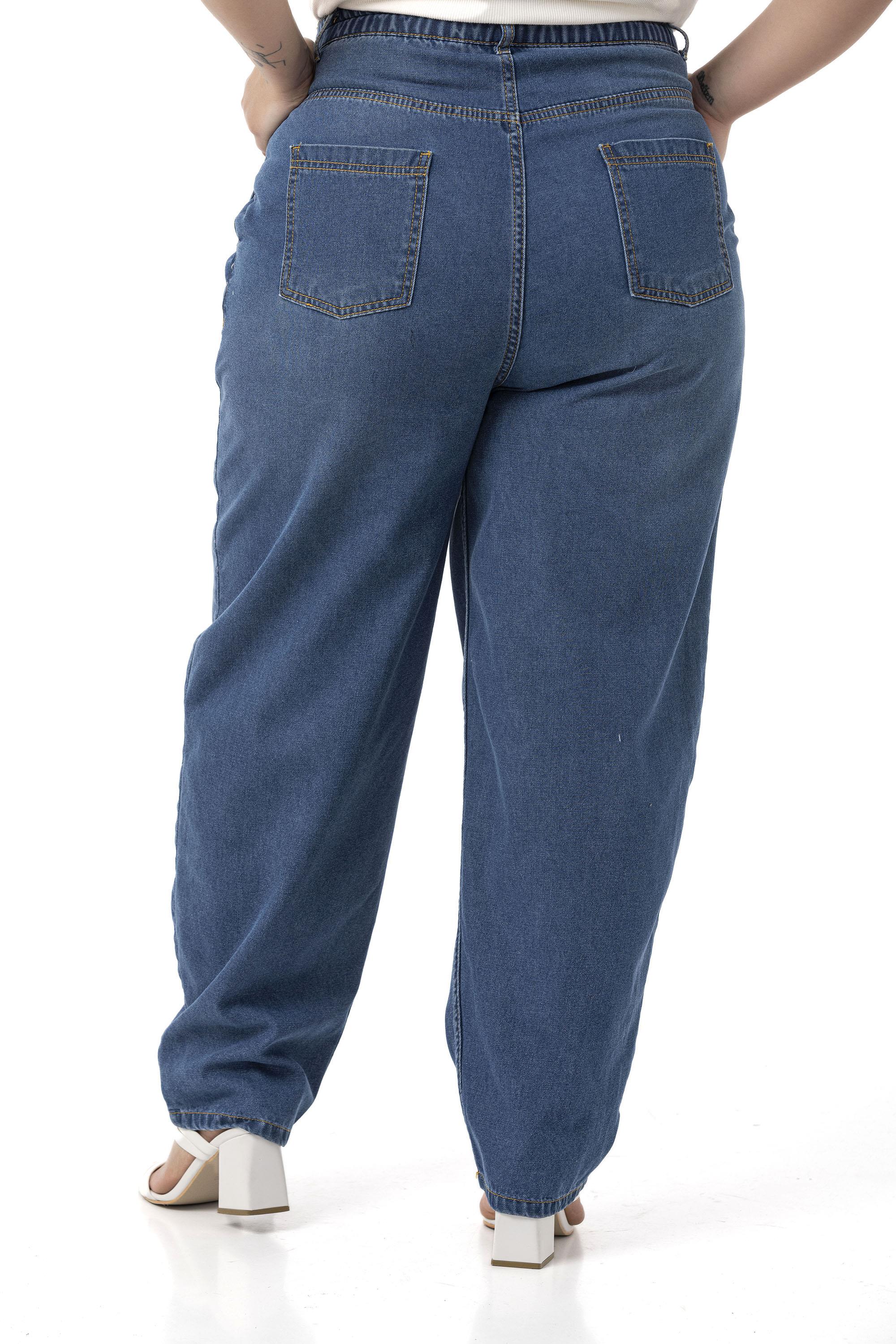 Büyük Beden Önü Pileli Yarım Balon Kesim Beli Arkadan Lastikli Cepli Denim Mavi Pantolon