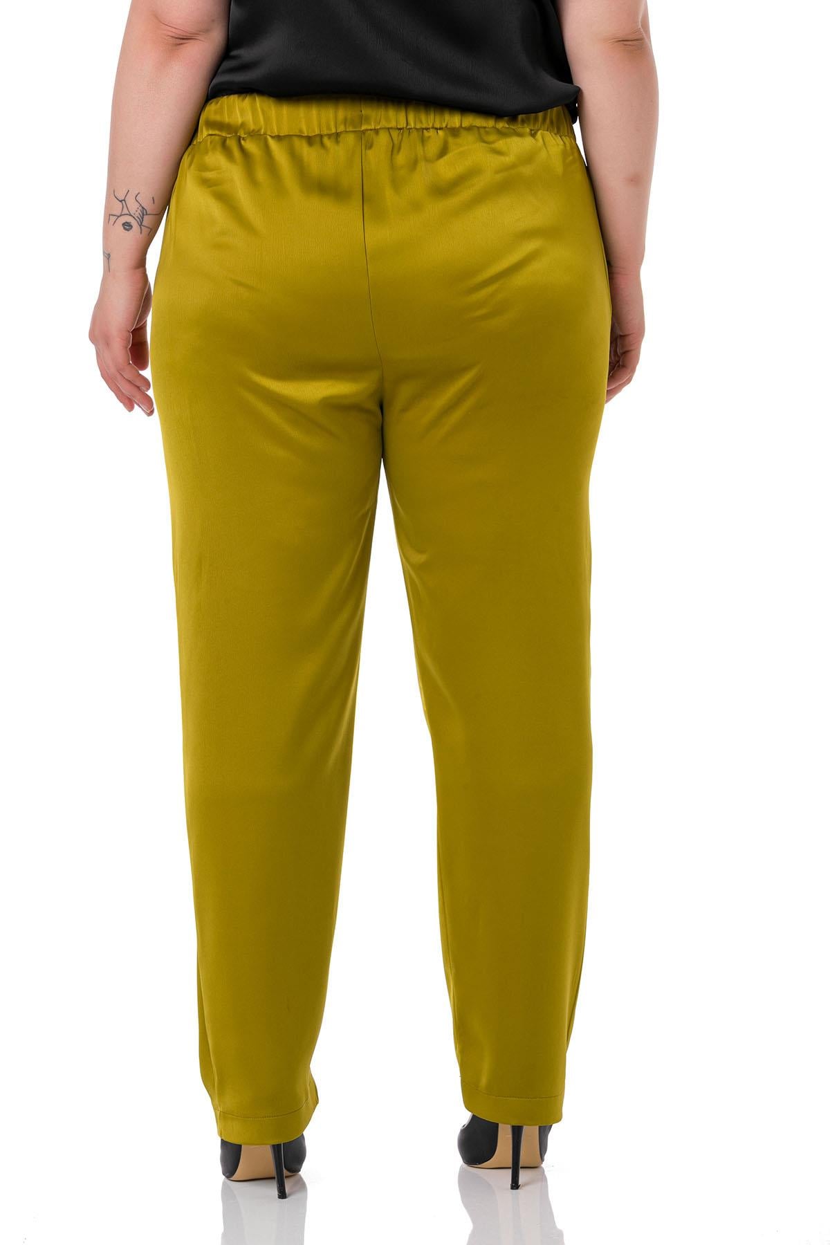 Büyük Beden Pile Detaylı Cepsiz Beli Lastikli Dar Paça Saten Yeşil Pantalon