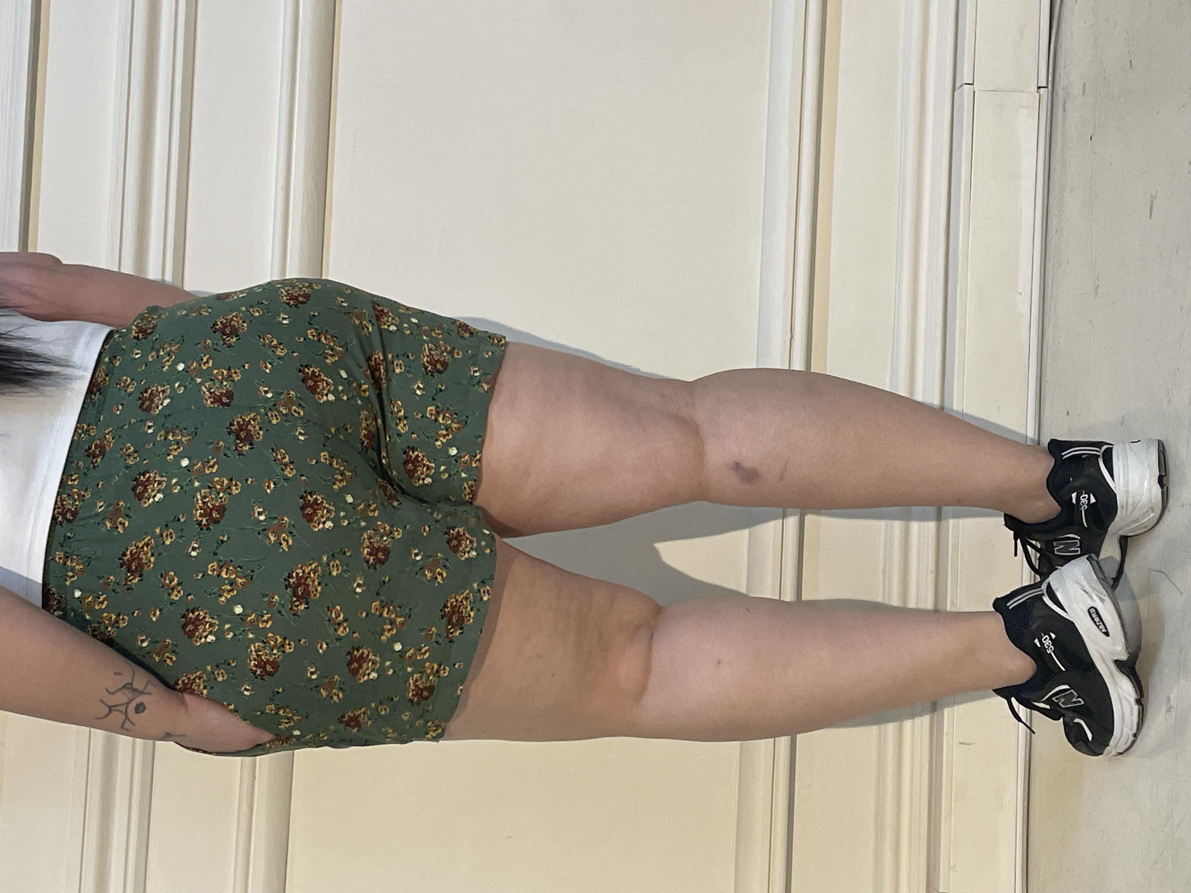 Plus Size Elastic Waist Floral Patterned Double Pocket Shorts Green