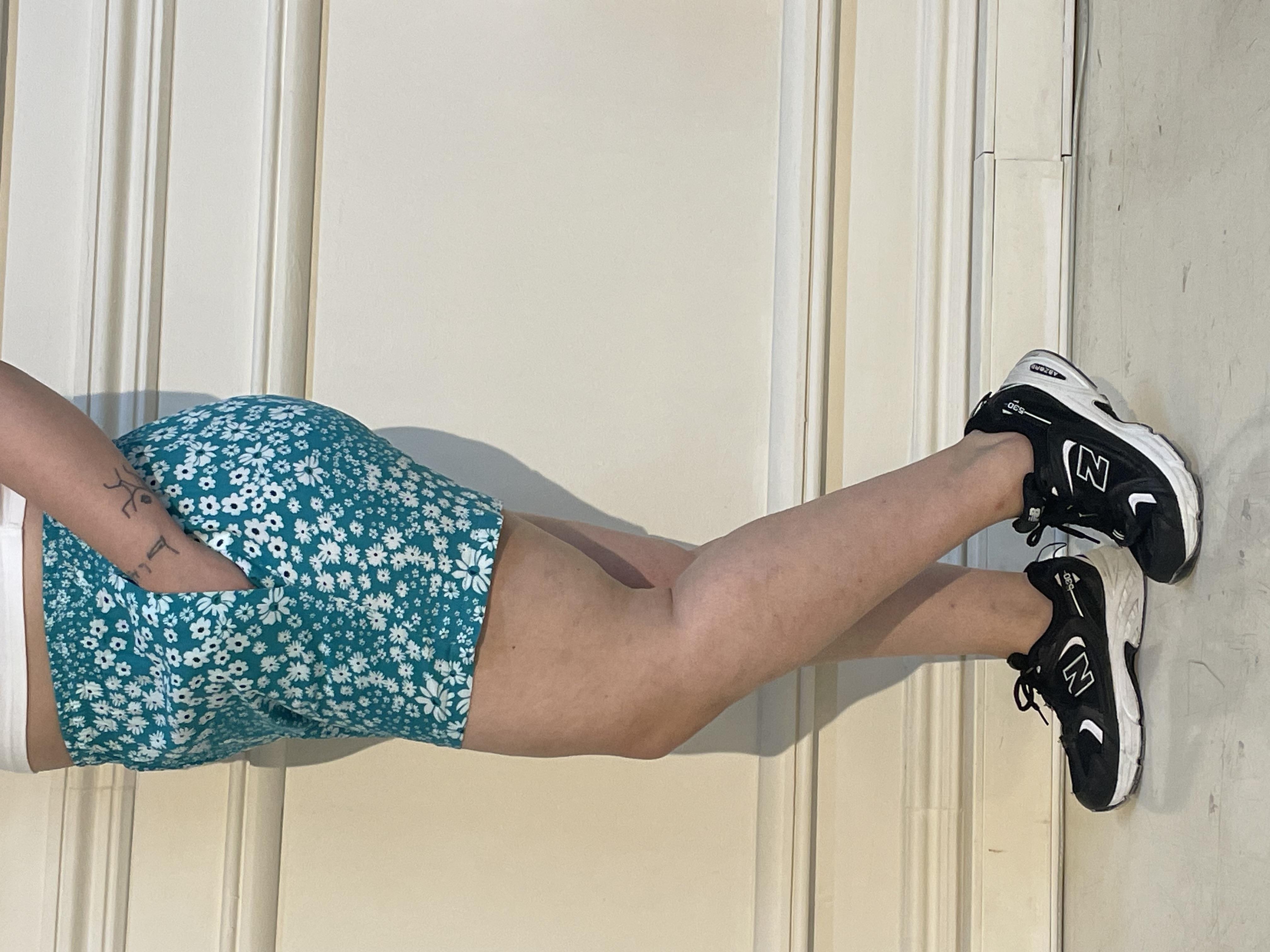 Büyük Beden Beli Lastikli Küçük Çiçekli Çift Cepli Şort Turkuaz