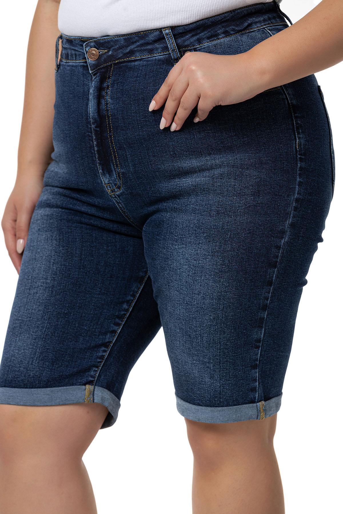Büyük Beden Paçası Katlamalı Beş Cepli Denim Lacivert Şort