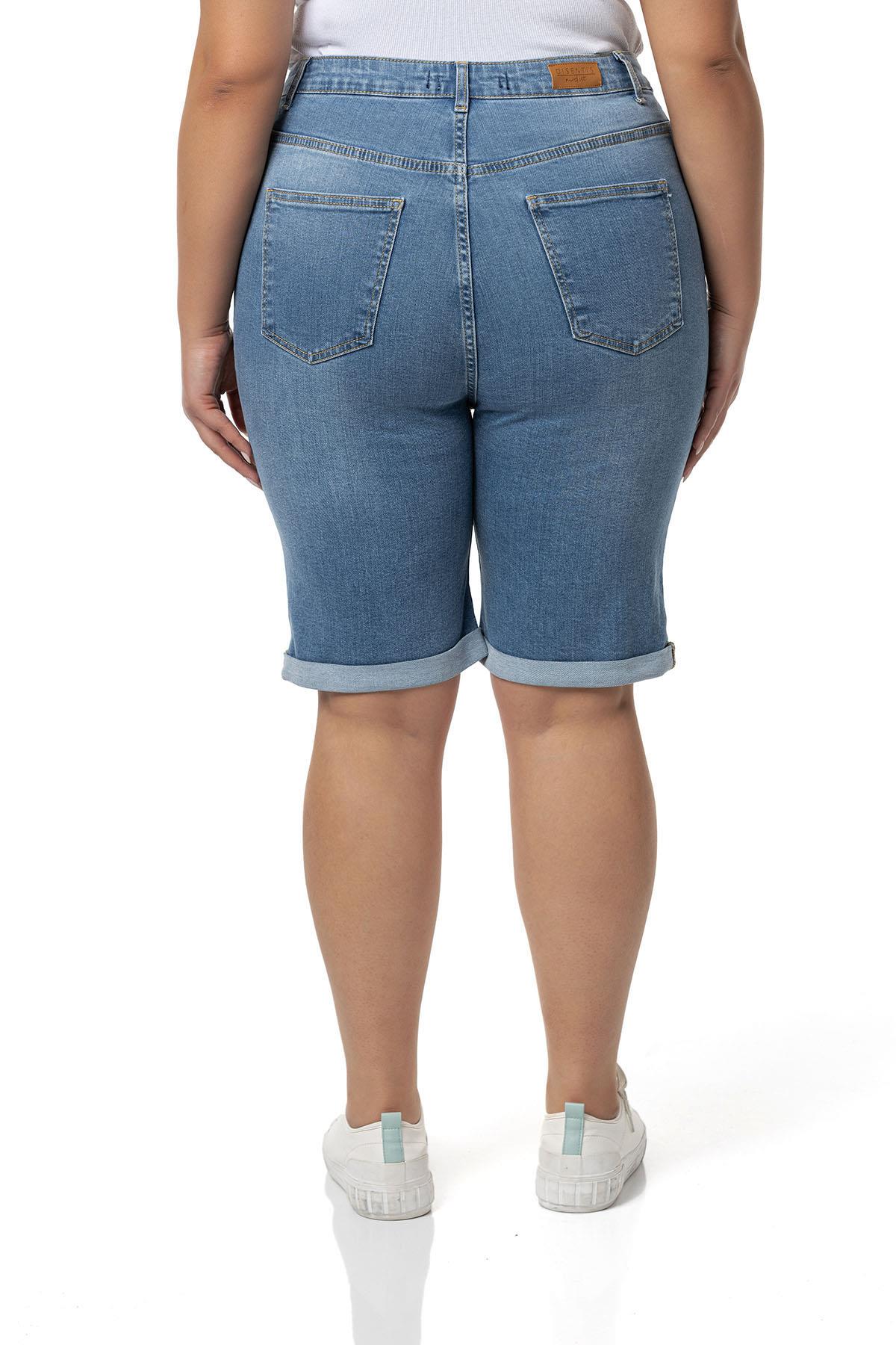 Büyük Beden Paçası Katlamalı Beş Cepli Denim Açık Mavi Şort