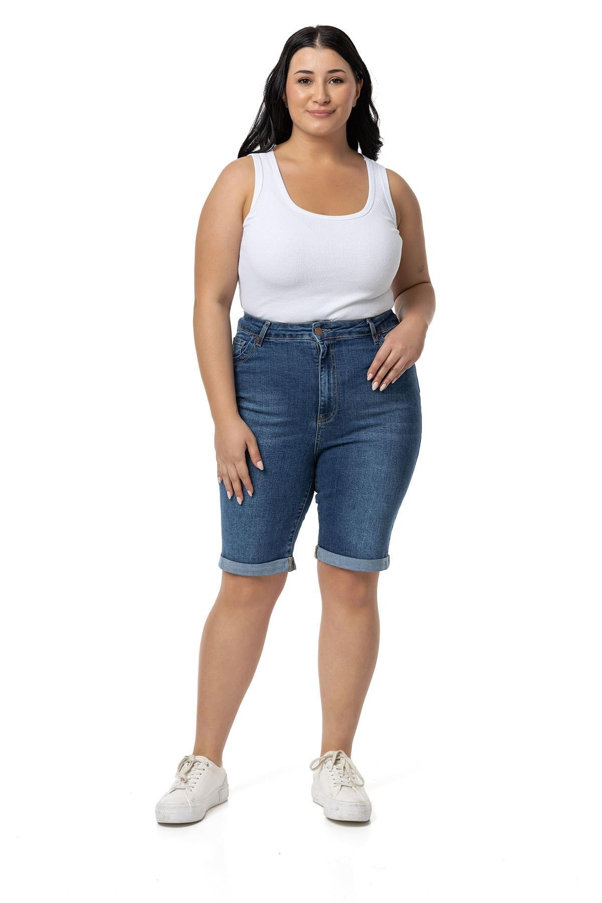 Büyük Beden Paçası Katlamalı Beş Cepli Denim Mavi Şort