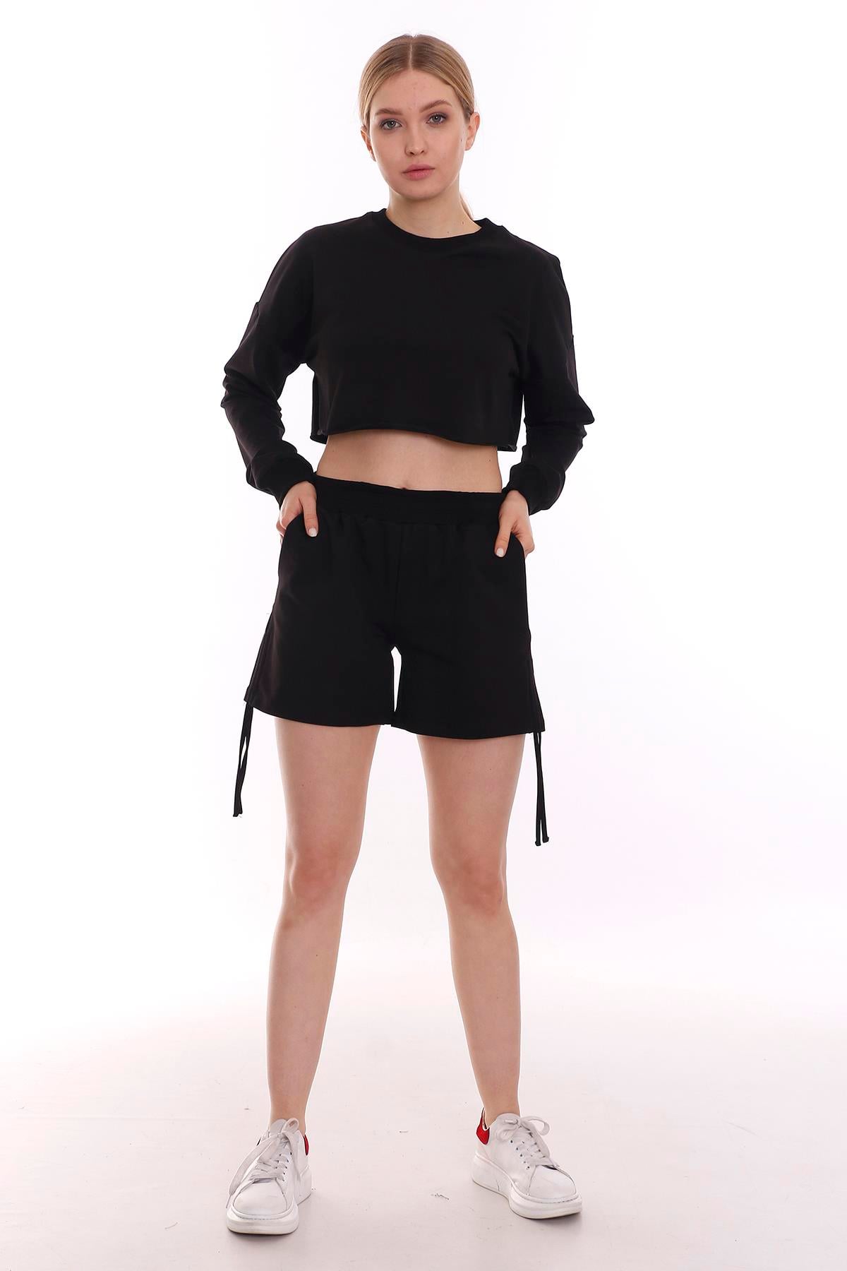 Yanları Bağcık Detaylı Beli Lastikli Siyah Şort