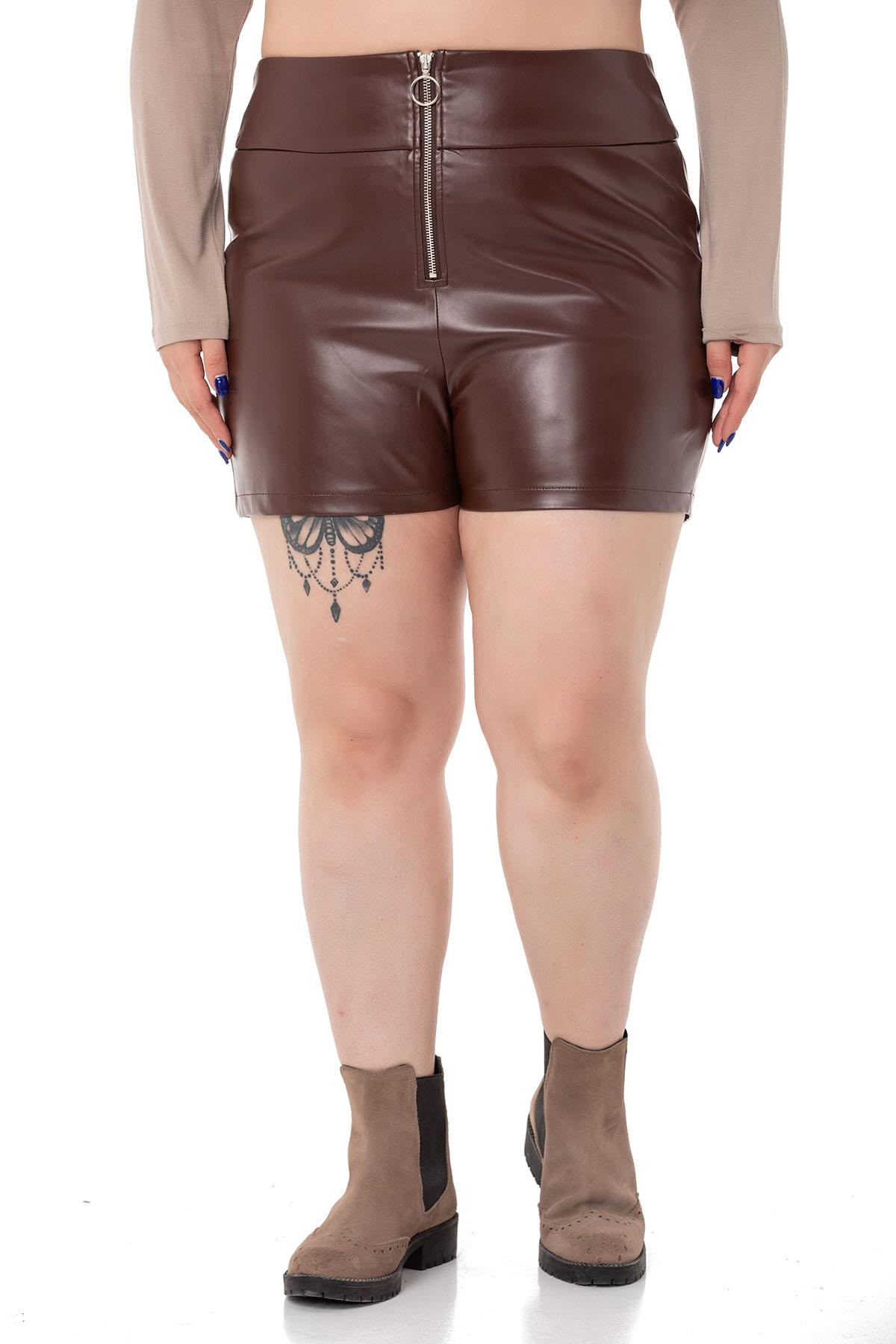 Plus Size Zipper Closure Brown Leather Shorts