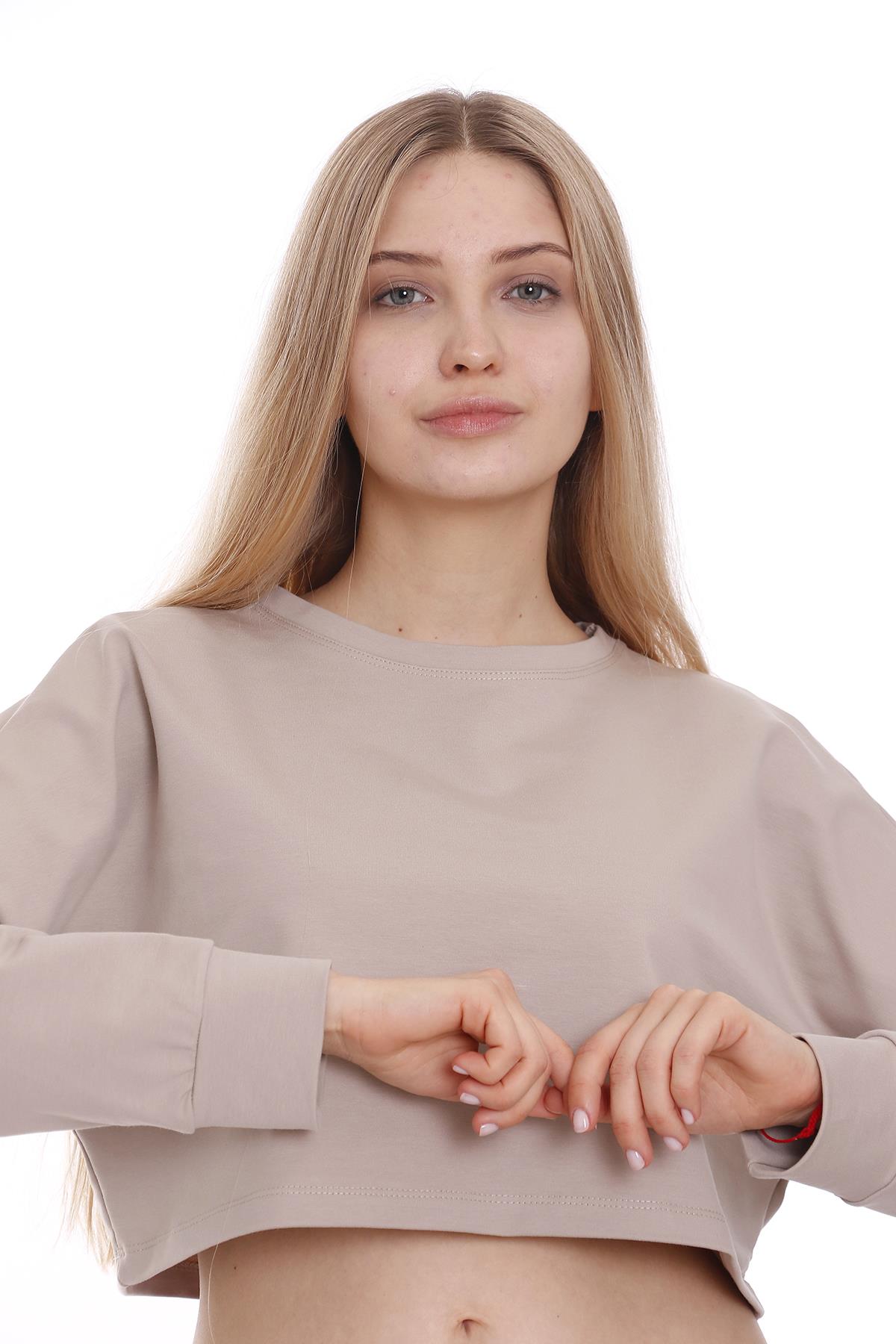 Uzun Kollu Crop Bej Rengi Sweatshirt