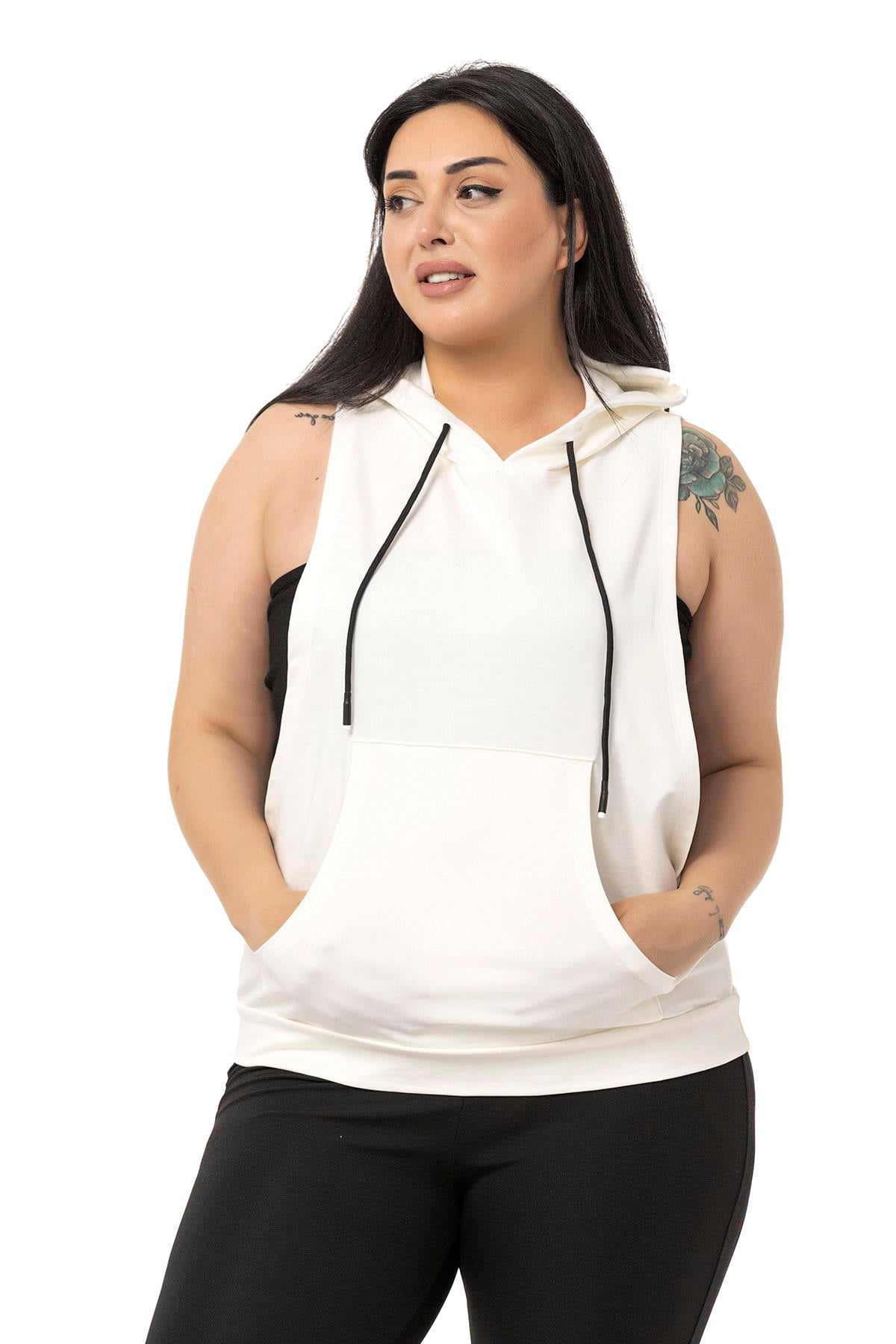 Plus Size Kangaroo Pocket Hooded White T-shirt with Wide Sleeves