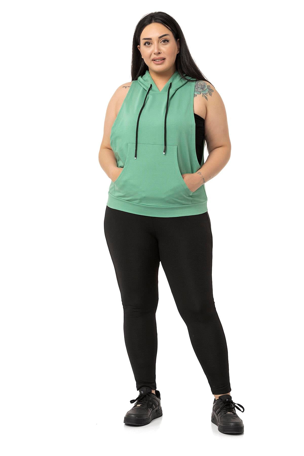 Plus Size Kangaroo Pocket Hooded Mint T-shirt with Wide Sleeves