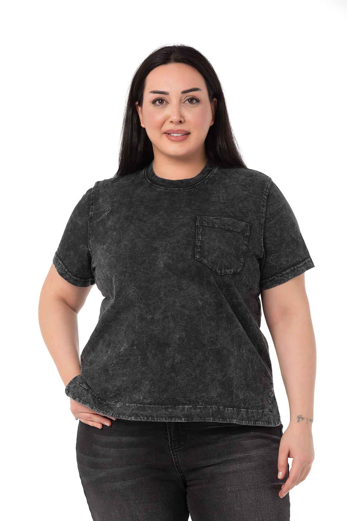 Büyük Beden Parça Boyalı Bisiklet Yaka Kavisli Yırtmaçlı Siyah T-shirt