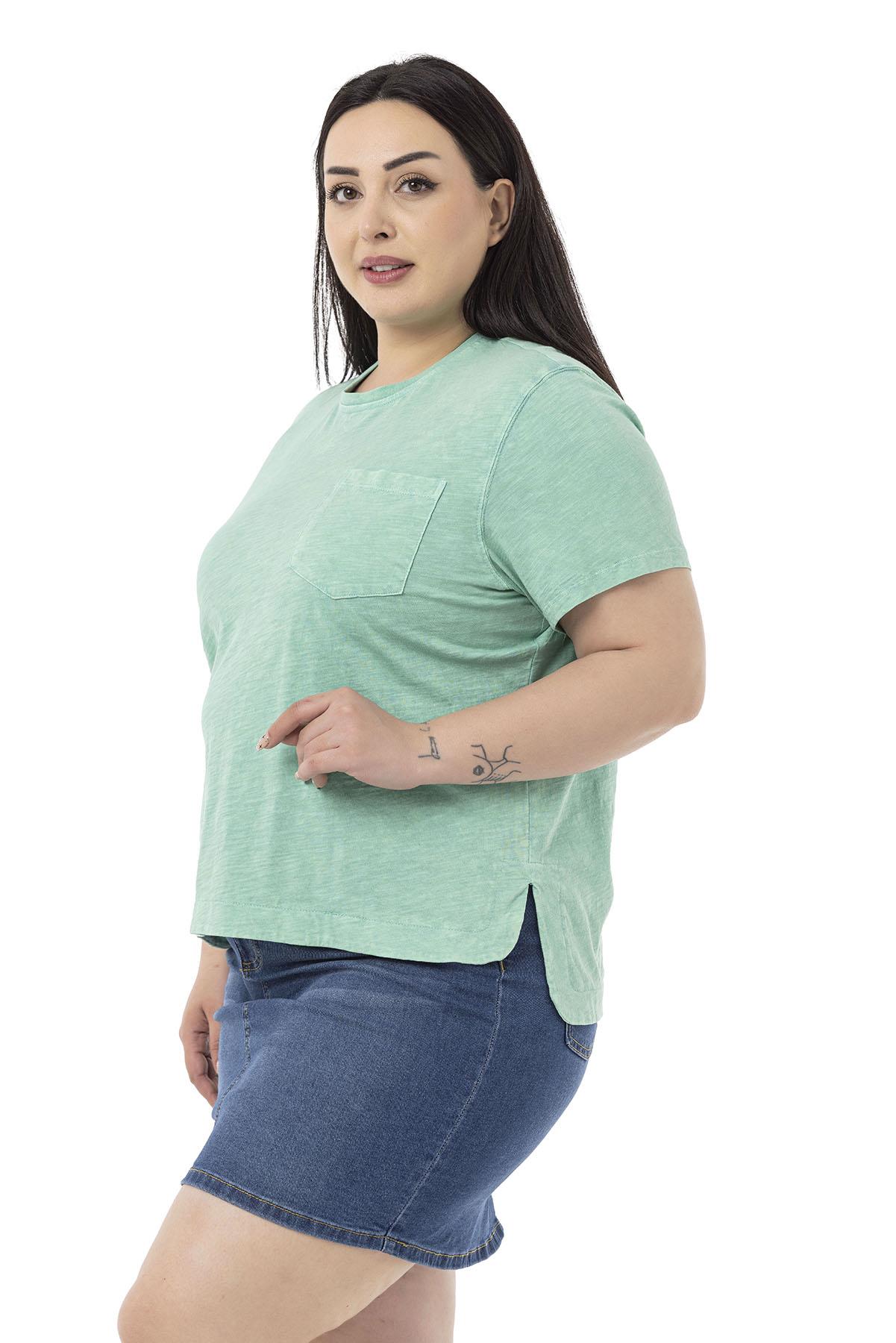 Büyük Beden Parça Boyalı Bisiklet Yaka Kavisli Yırtmaçlı Yeşil T-shirt