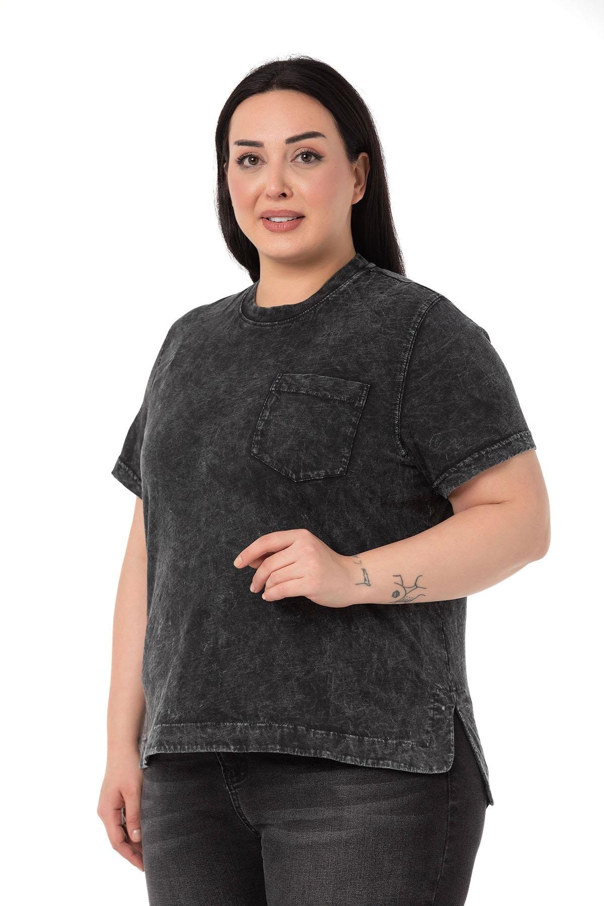 Büyük Beden Parça Boyalı Bisiklet Yaka Kavisli Yırtmaçlı Siyah T-shirt