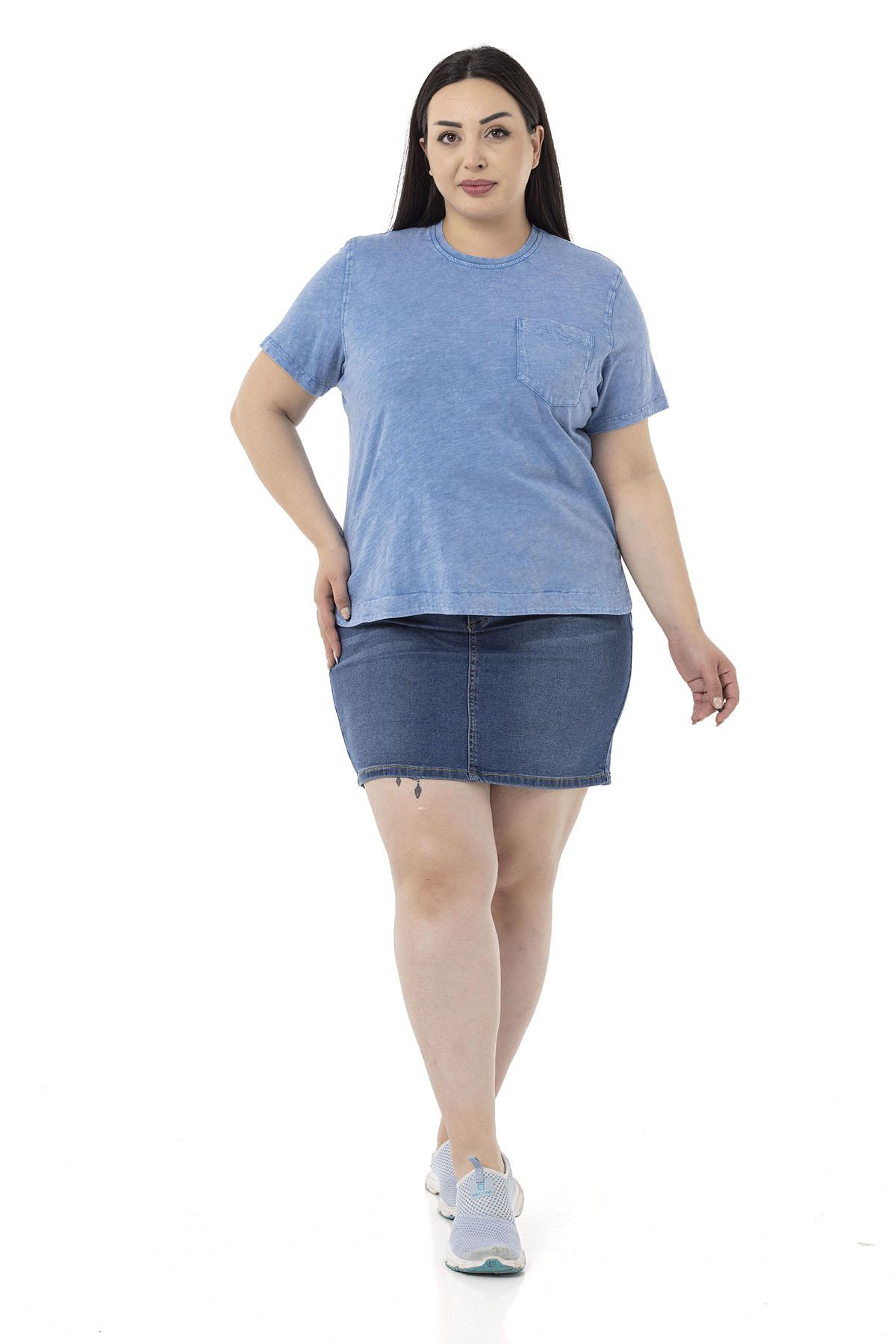 Büyük Beden Parça Boyalı Bisiklet Yaka Kavisli Yırtmaçlı Mavi T-shirt