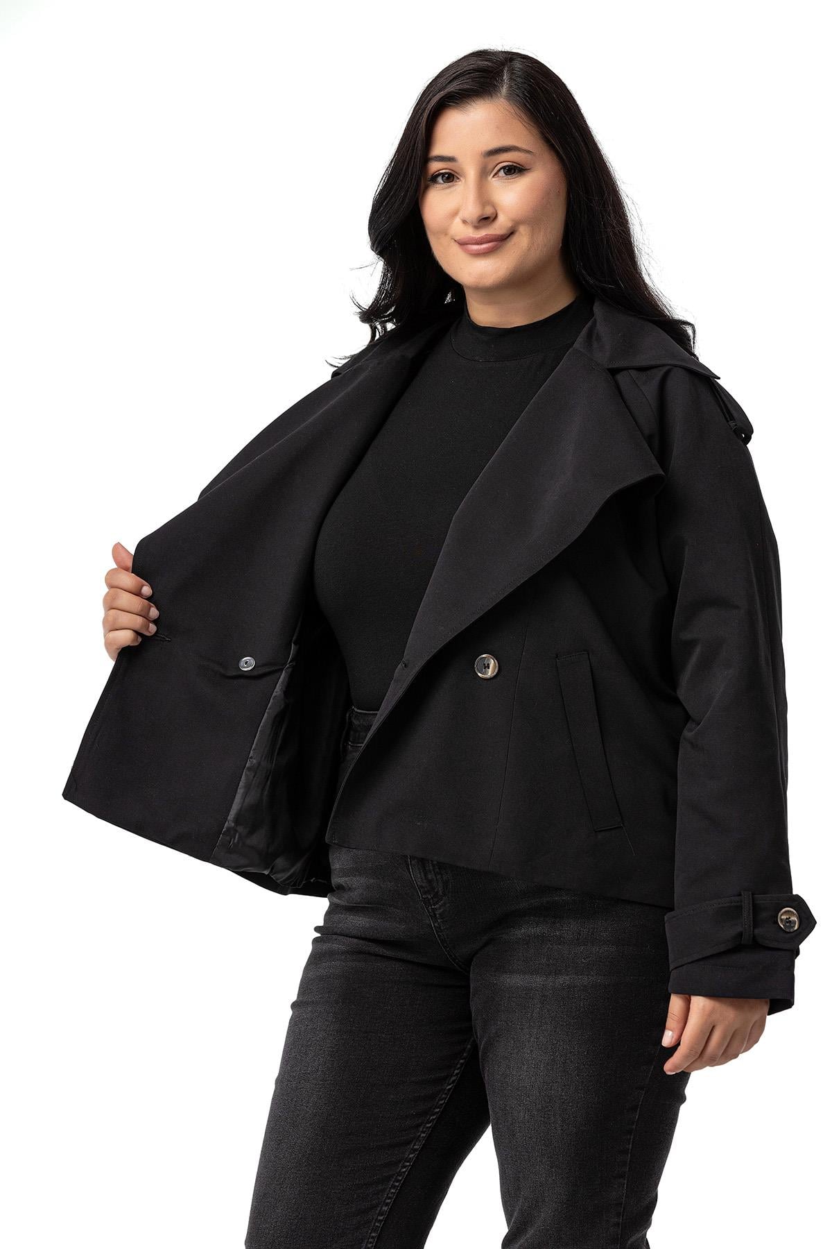 Büyük Beden Mono Yaka Apoletli Cepli Oversize Astarlı Siyah Kısa Trençkot 