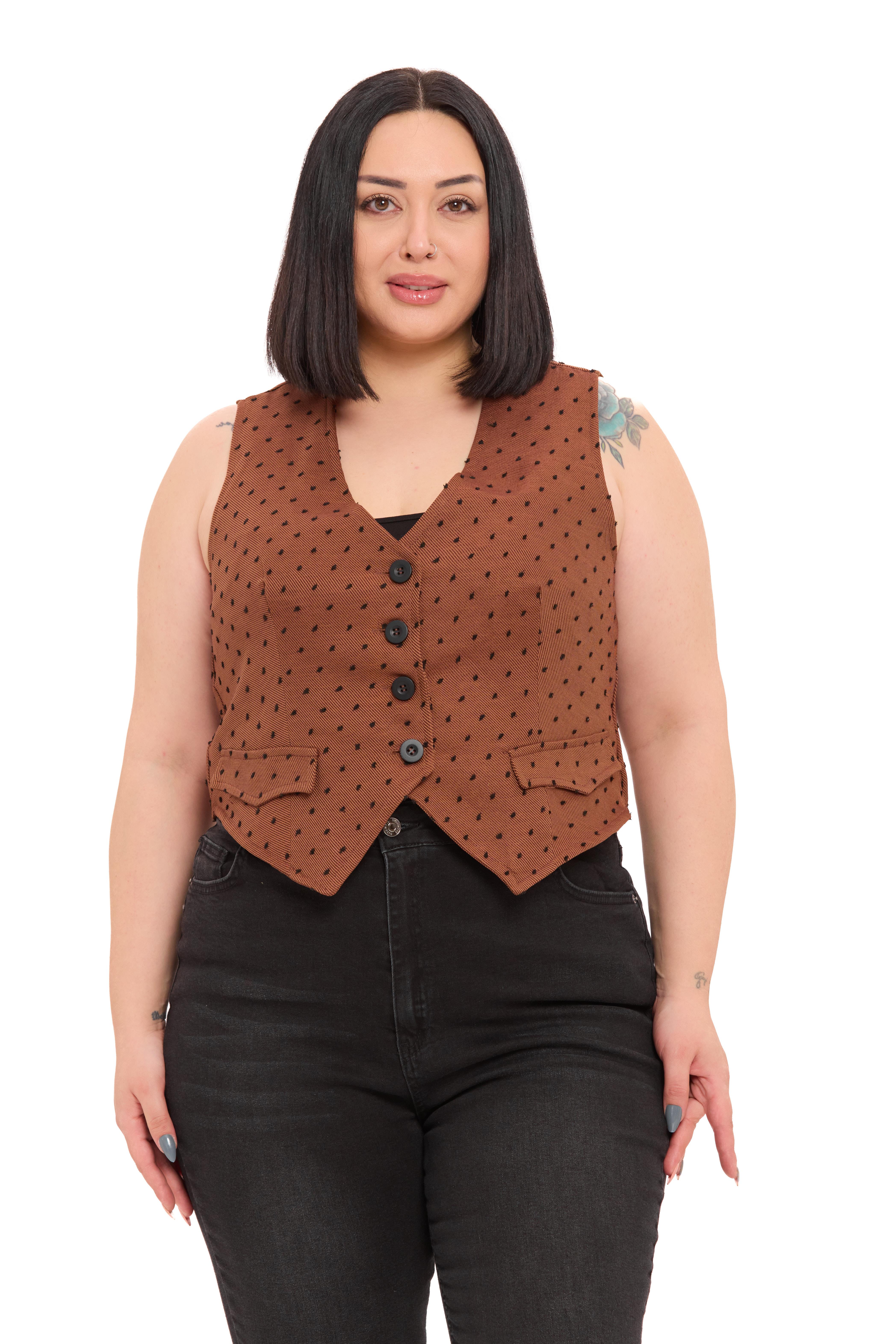 Büyük Beden Düğme Kapamalı Cep Kapaklı Astarlı Kısa Puanlı Kahverengi Yelek