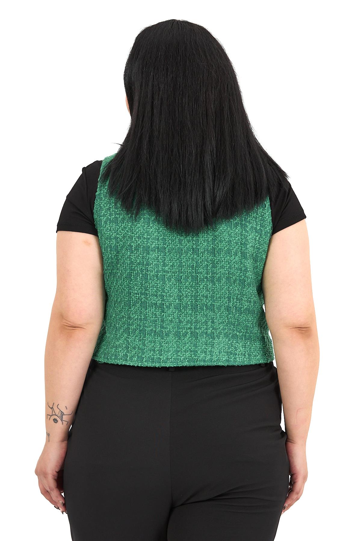 Büyük Beden Düğme Kapamalı Cep Kapaklı Astarlı Kısa Buklet Yeşil Yelek